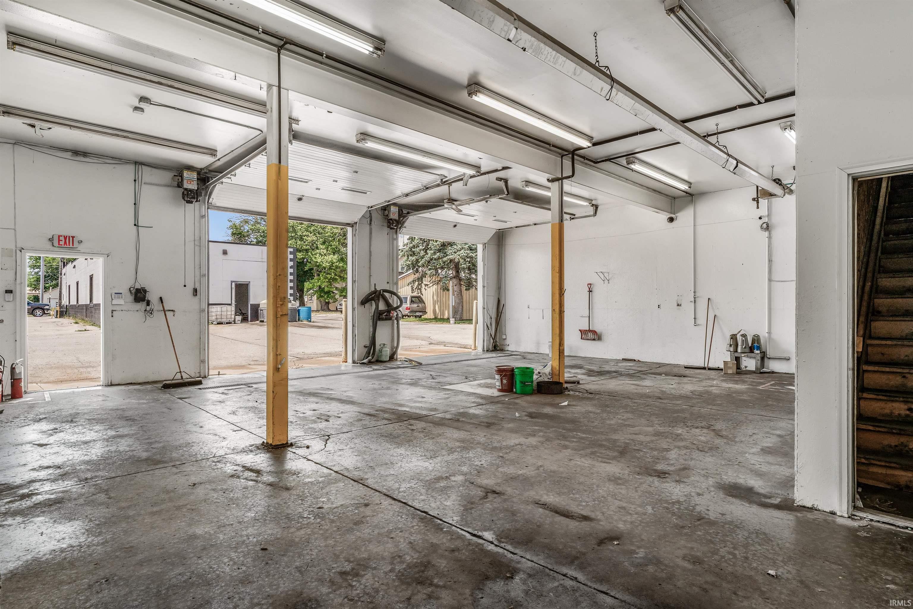 Photo 33 of 1712 South Wayne Avenue