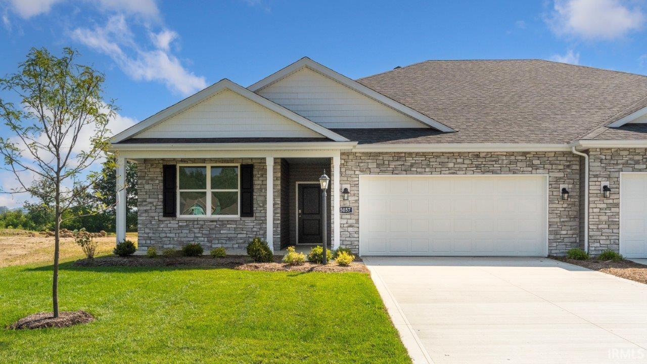 Photos representative of plan only and may vary as built.