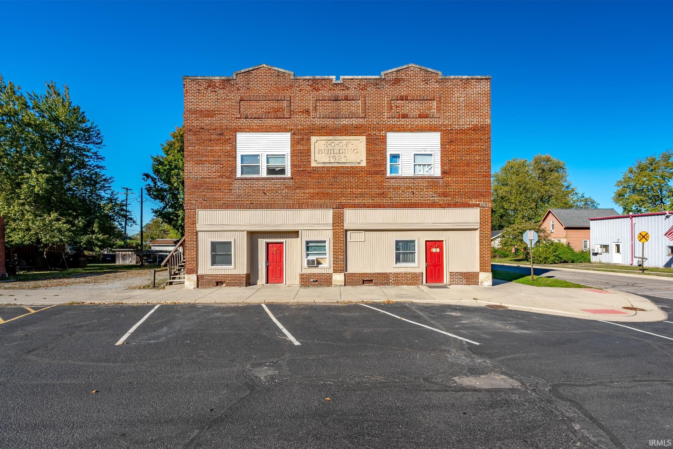 Photo 0 of 102 S Main Street