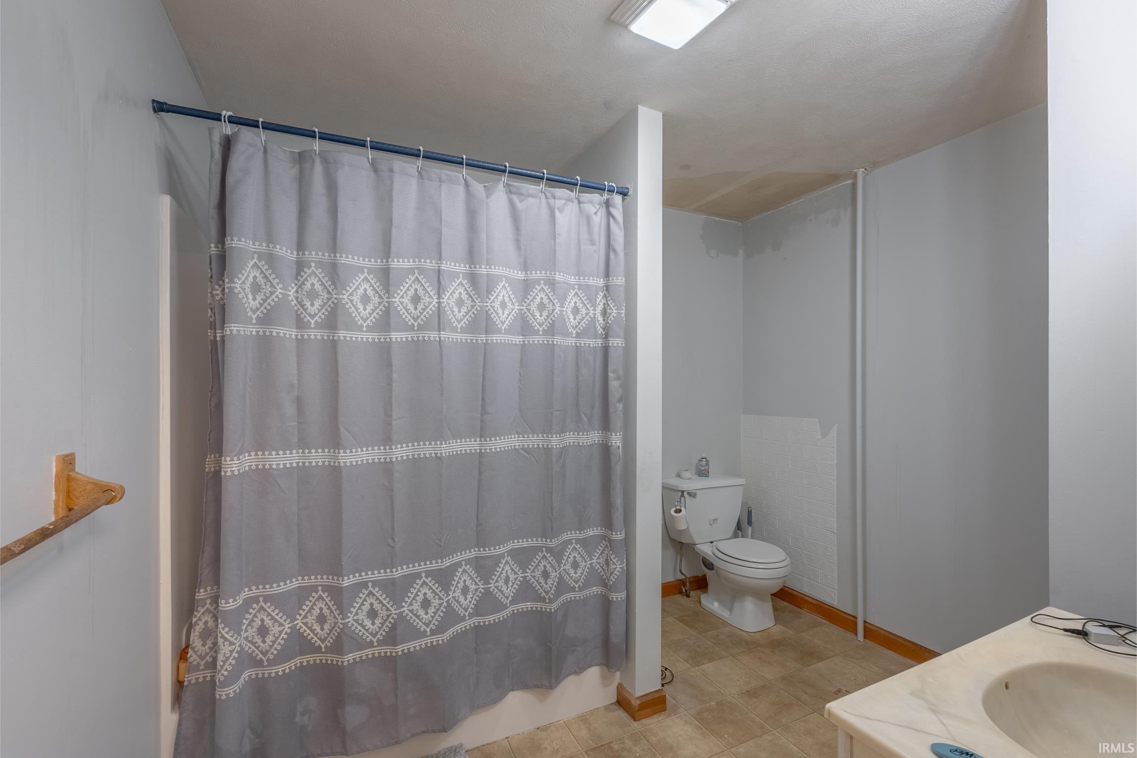 Photo 15 of 102 S Main Street