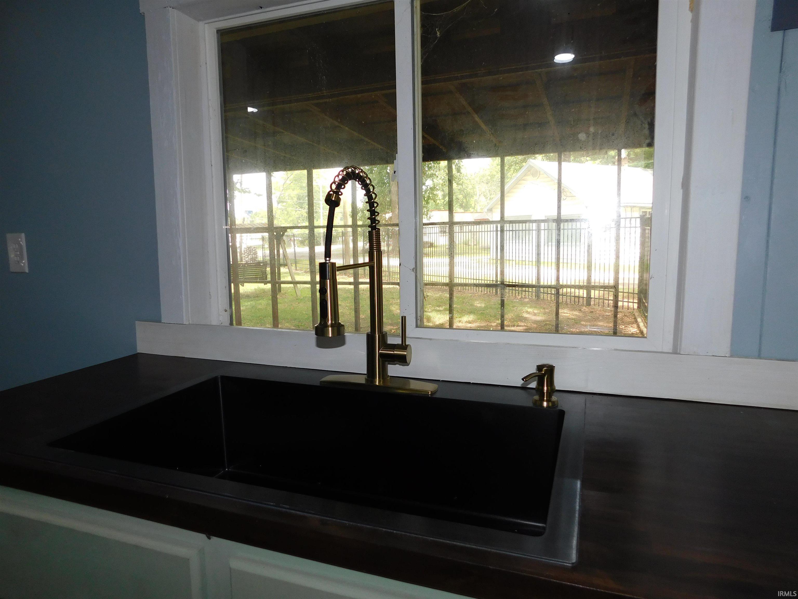 Photo 8 of 9716 S 750 W