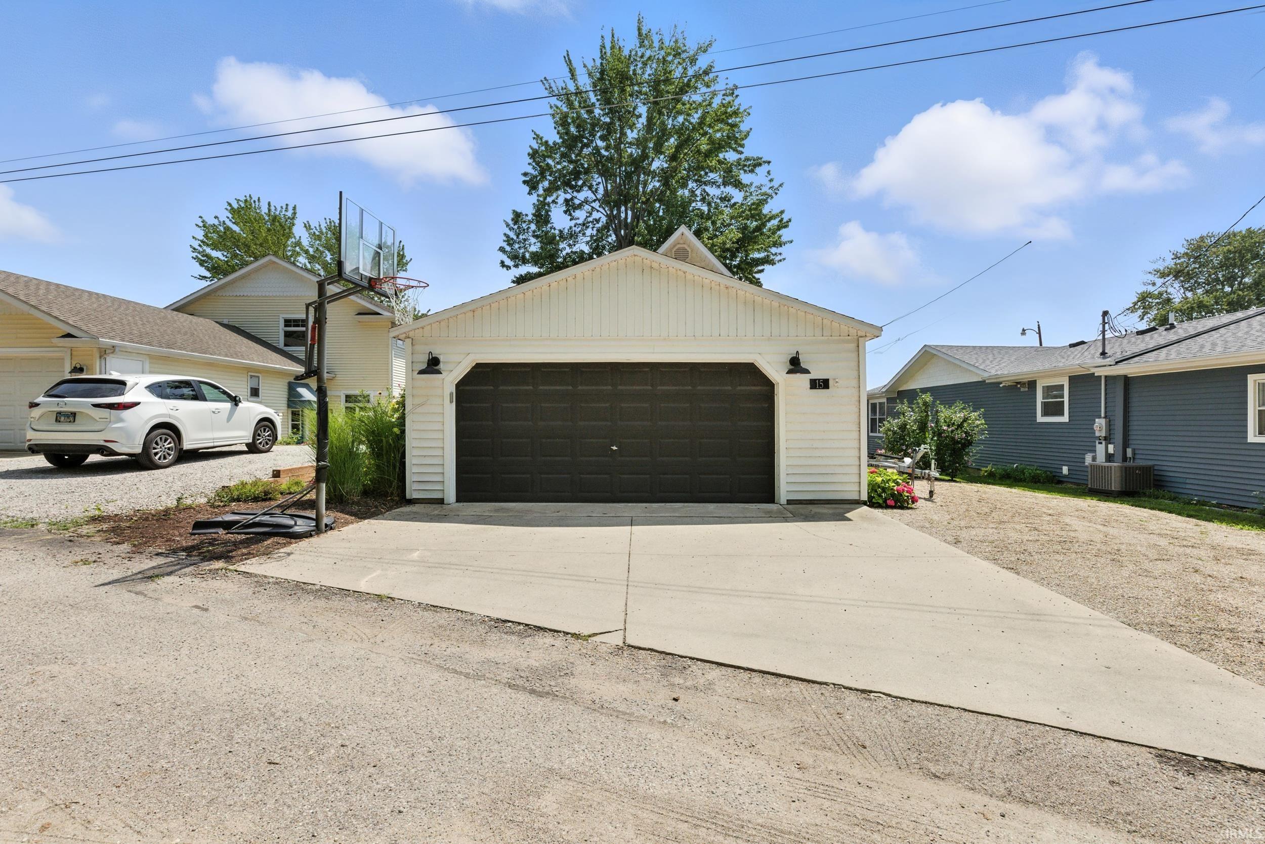 Photo 27 of 15 Ems B40d Lane