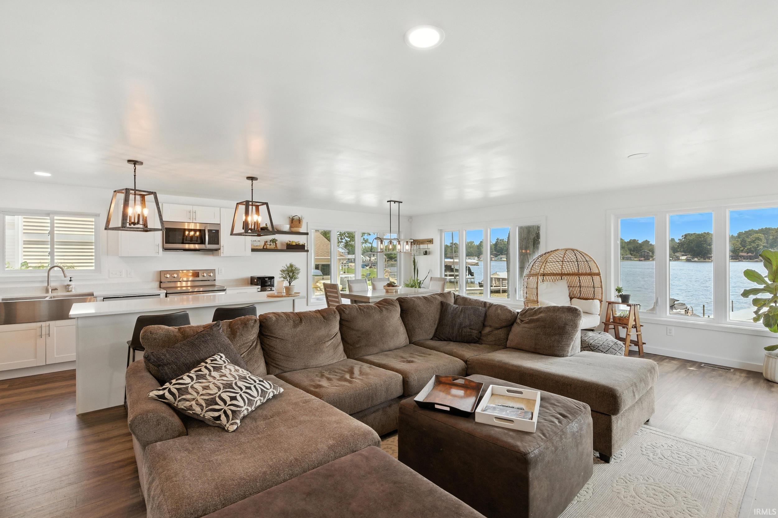 Photo 4 of 15 Ems B40d Lane