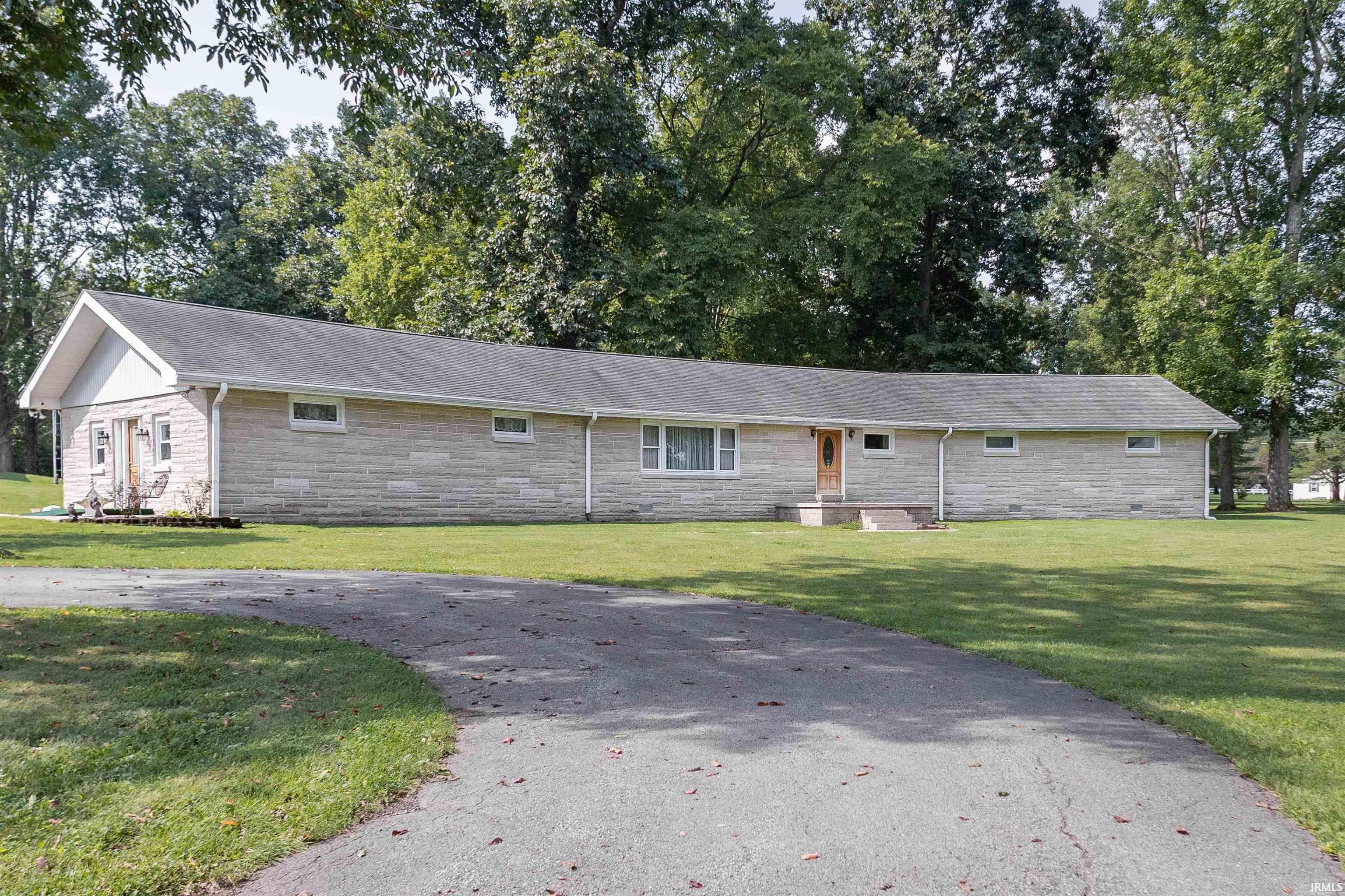 Photo 1 of Manufactured home for sale at 1372 Yockey Rd, Mitchell, IN 47446 | MLS# 202529889 | Listing updated on 2026-10-07
