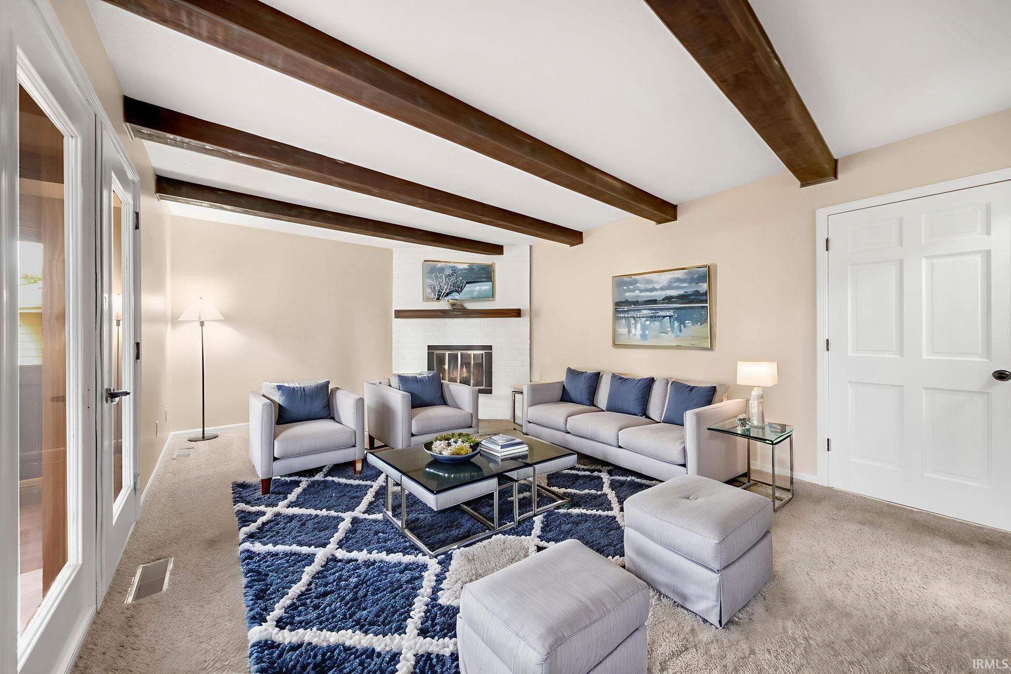 Photo 2 of 6427 Londonderry Lane