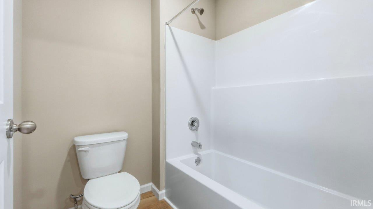 Photo 18 of 630 Malfoy Court