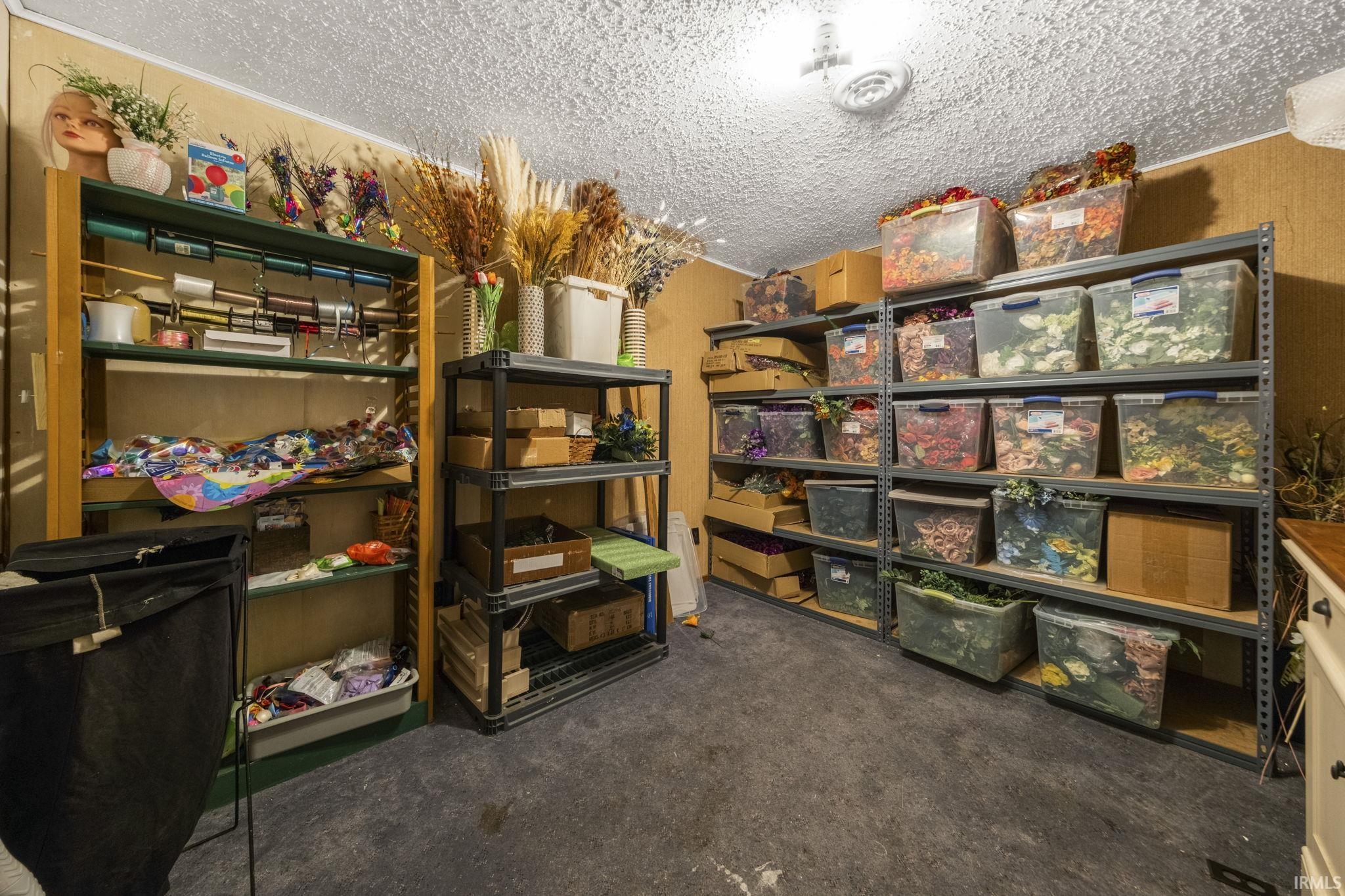 Photo 24 of 550 W Old Trail Road