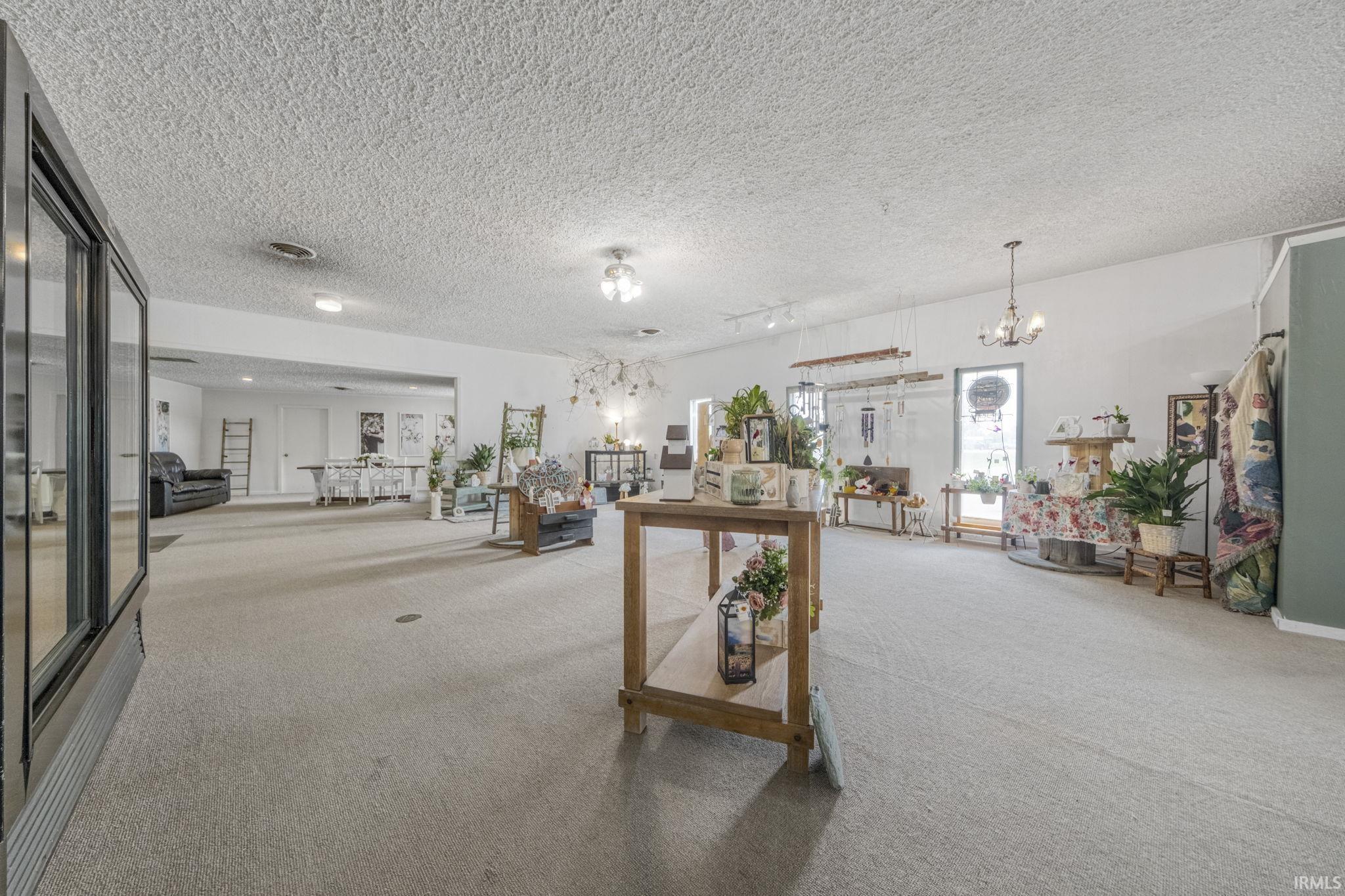 Photo 8 of 550 W Old Trail Road