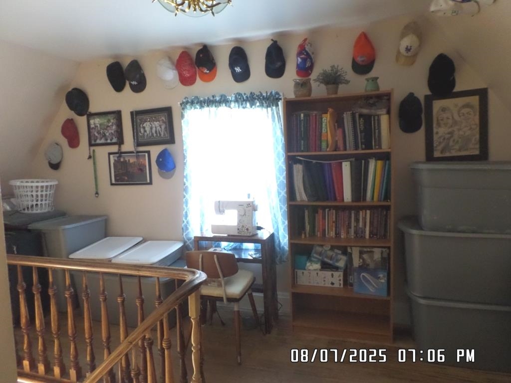 Photo 14 of 421 W Garfield Avenue