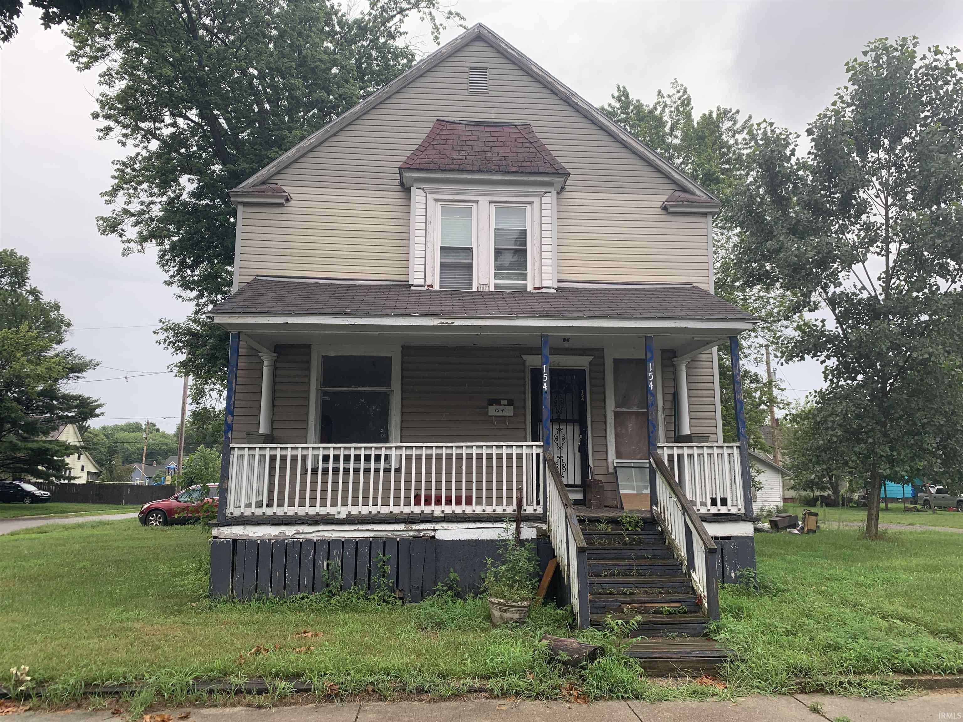 Photo 0 of 154 N 6th Street