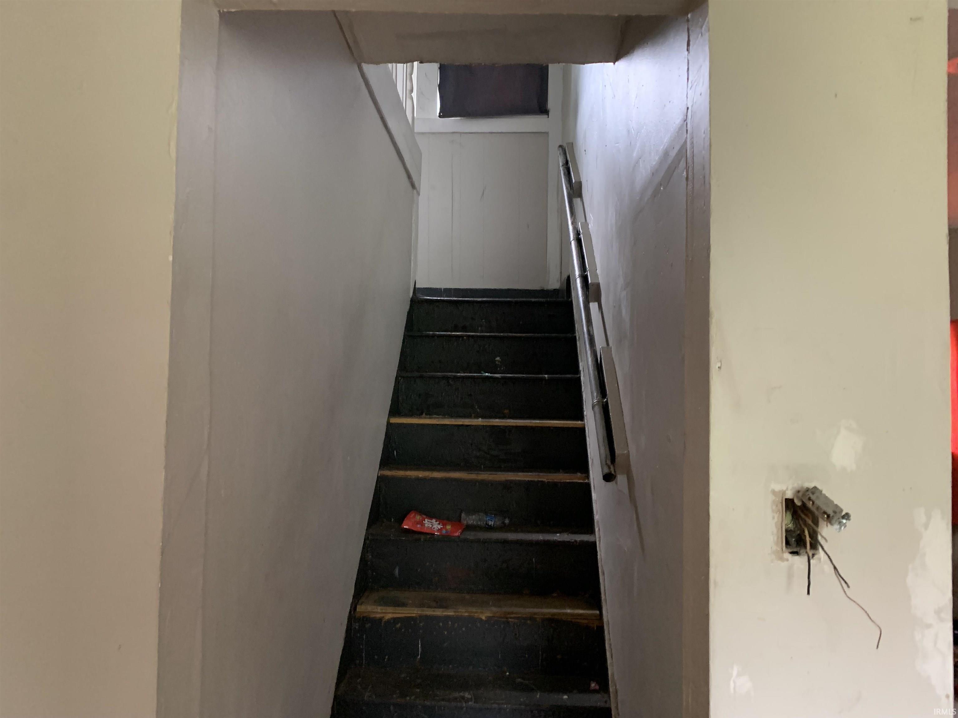 Photo 7 of 154 N 6th Street