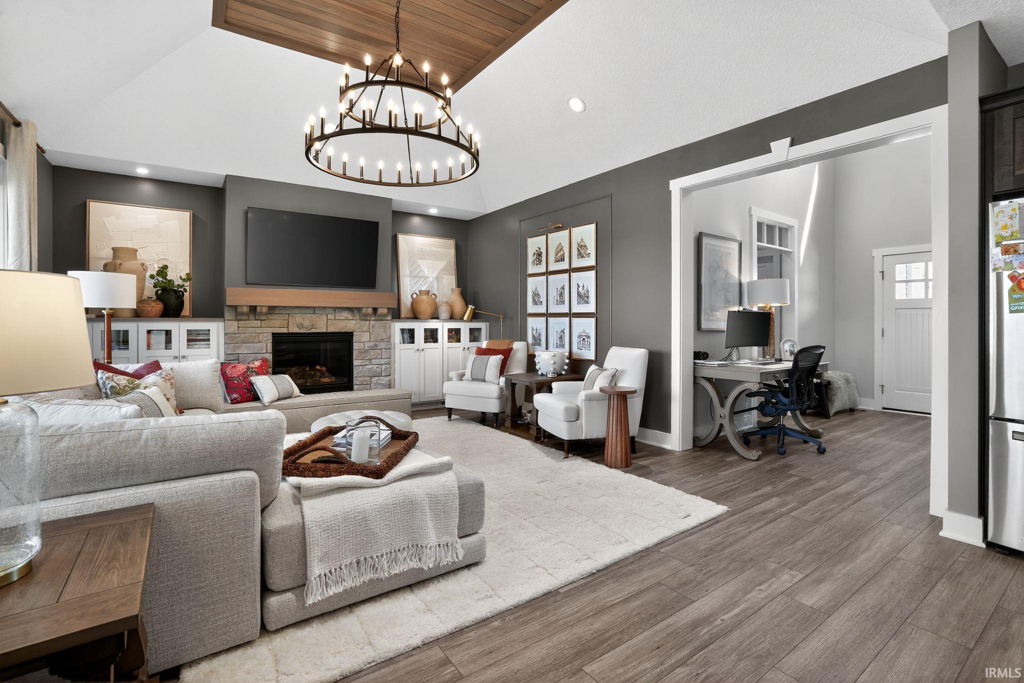 Photo 4 of 15189 Cranwood Court