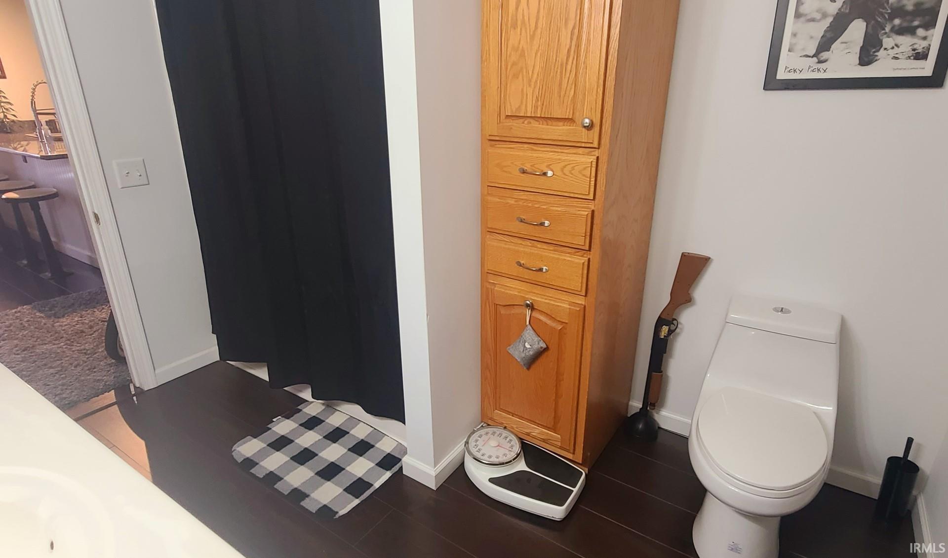 Photo 10 of 111 E Rush Street