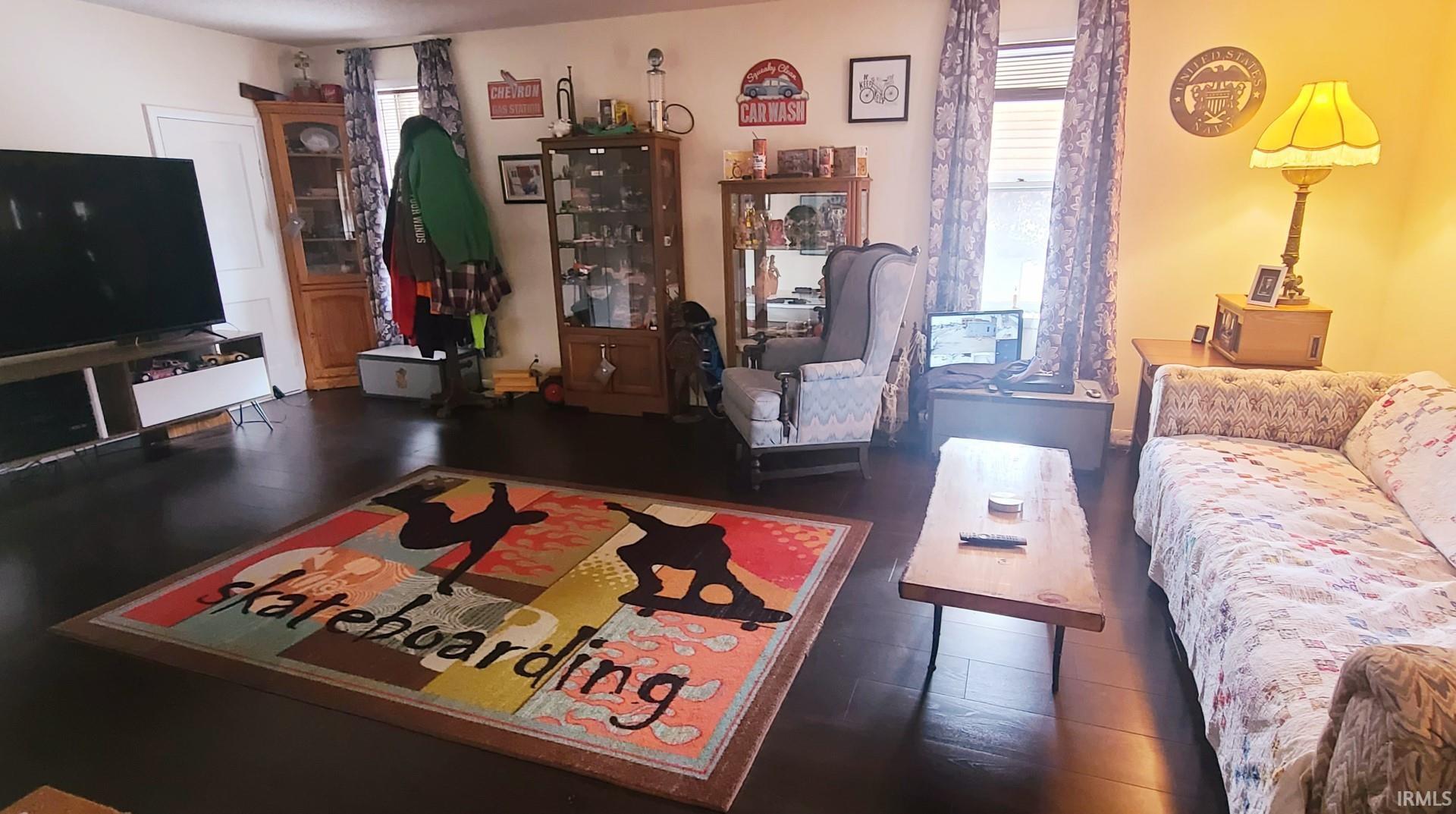 Photo 14 of 111 E Rush Street