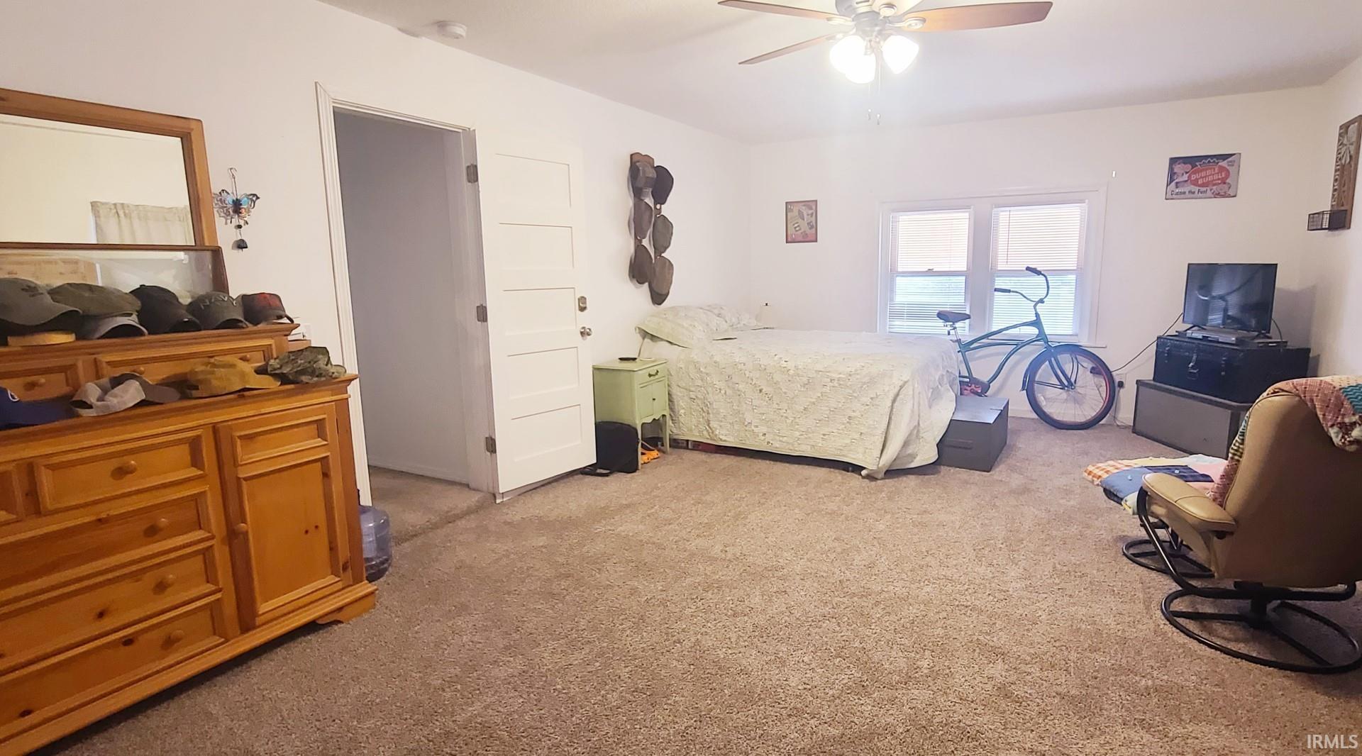 Photo 3 of 111 E Rush Street