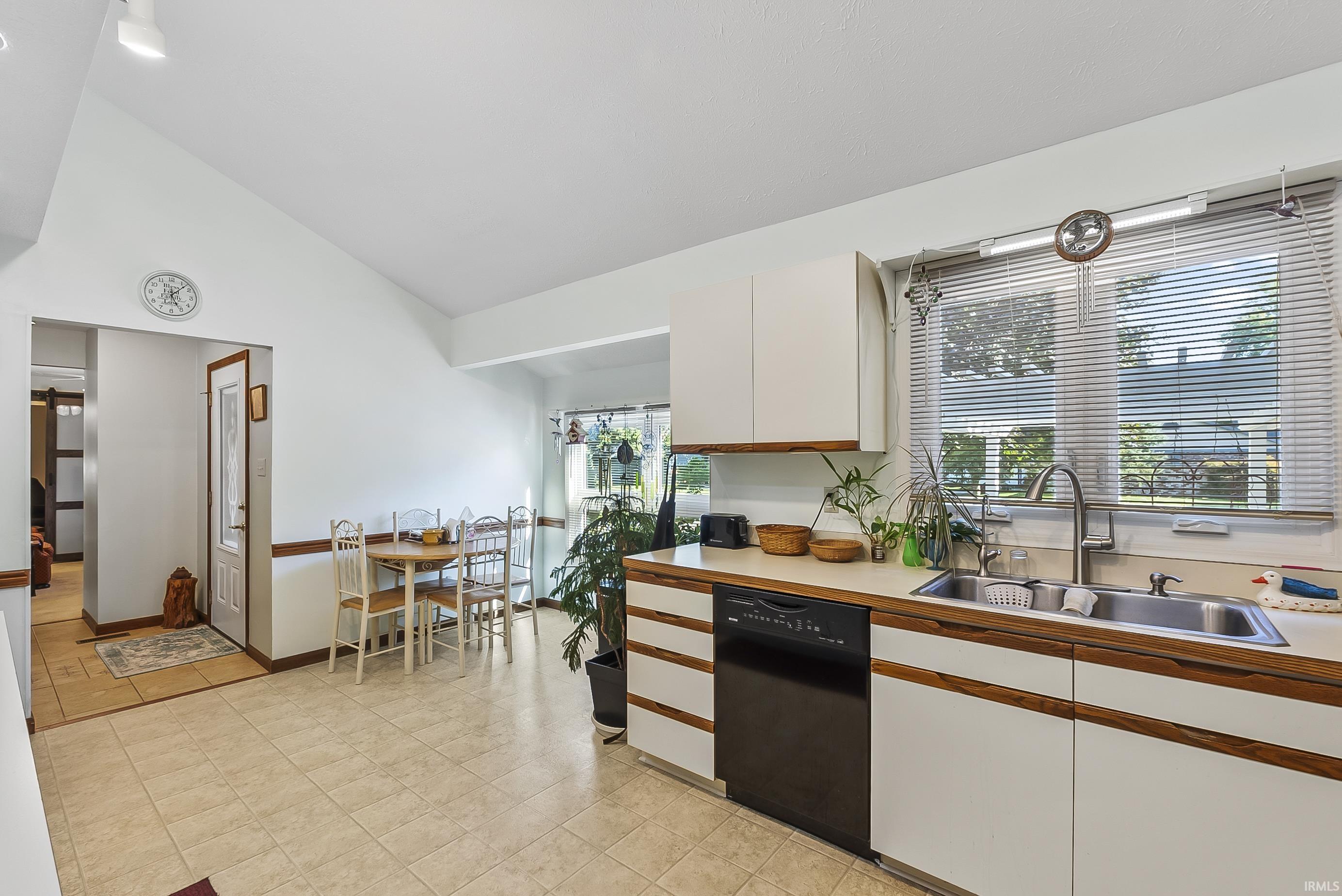 Photo 12 of 710 E Boydston Mill Drive