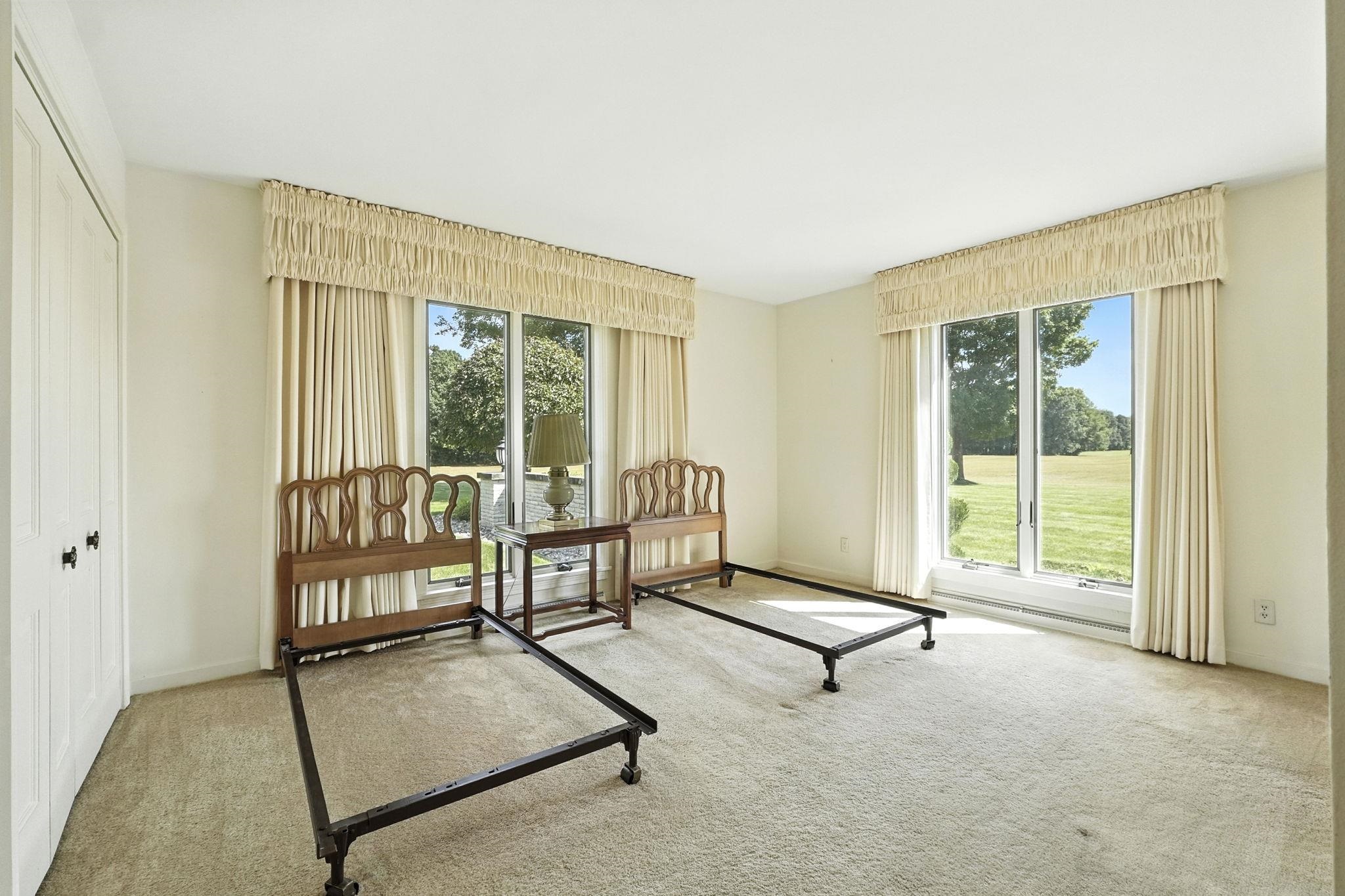 Photo 18 of 1070 W 100 N