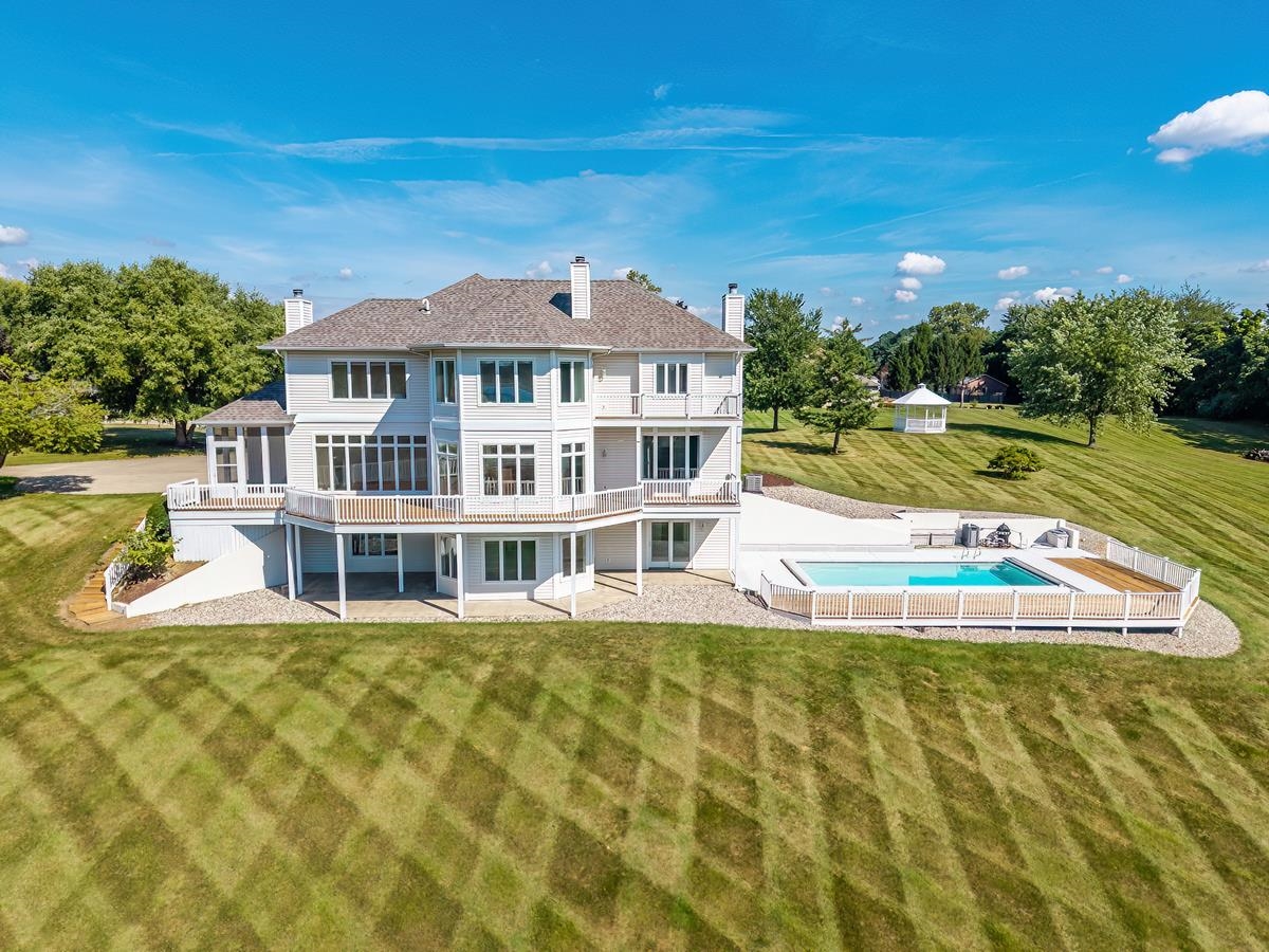 Photo 0 of 1000 N 330 W