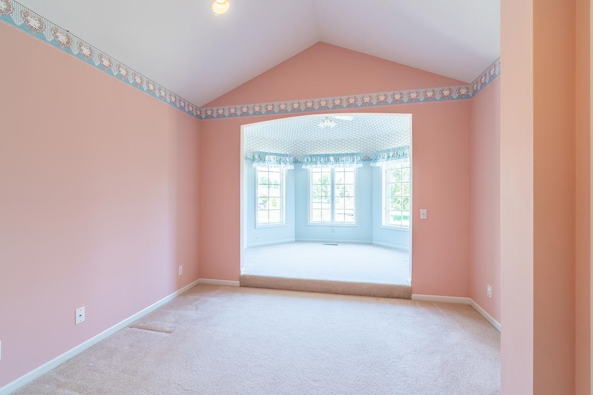 Photo 15 of 1000 N 330 W