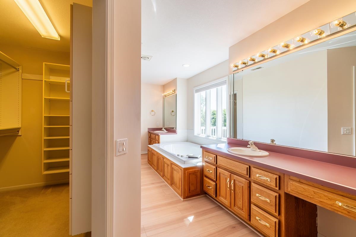 Photo 29 of 1000 N 330 W