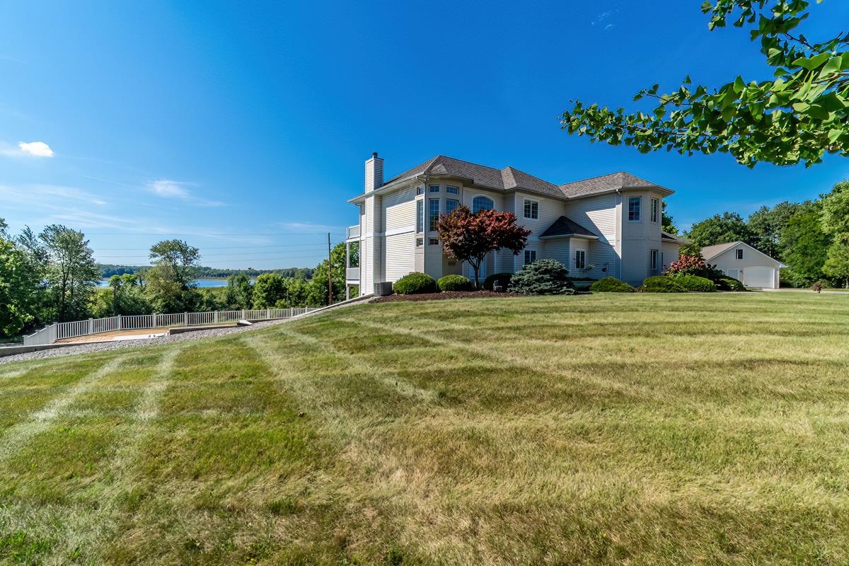 Photo 31 of 1000 N 330 W