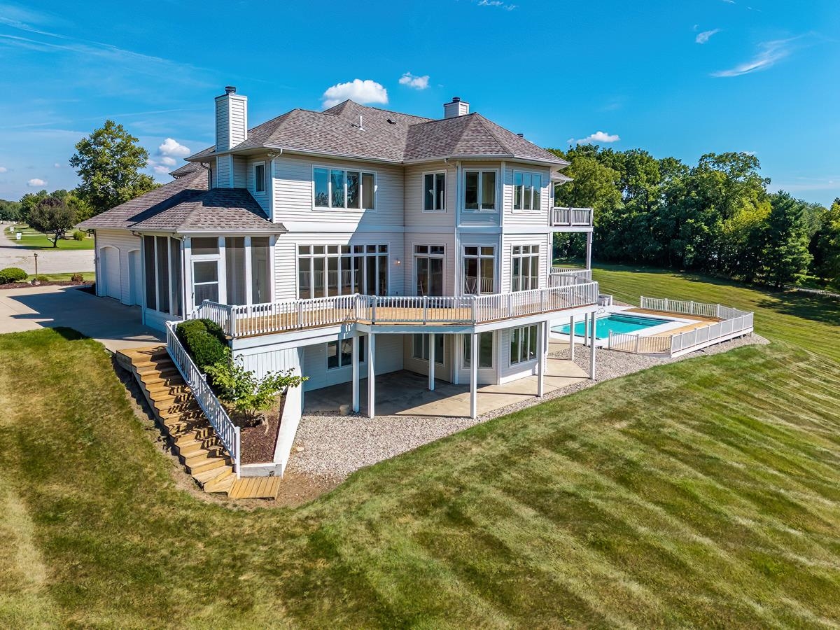 Photo 32 of 1000 N 330 W