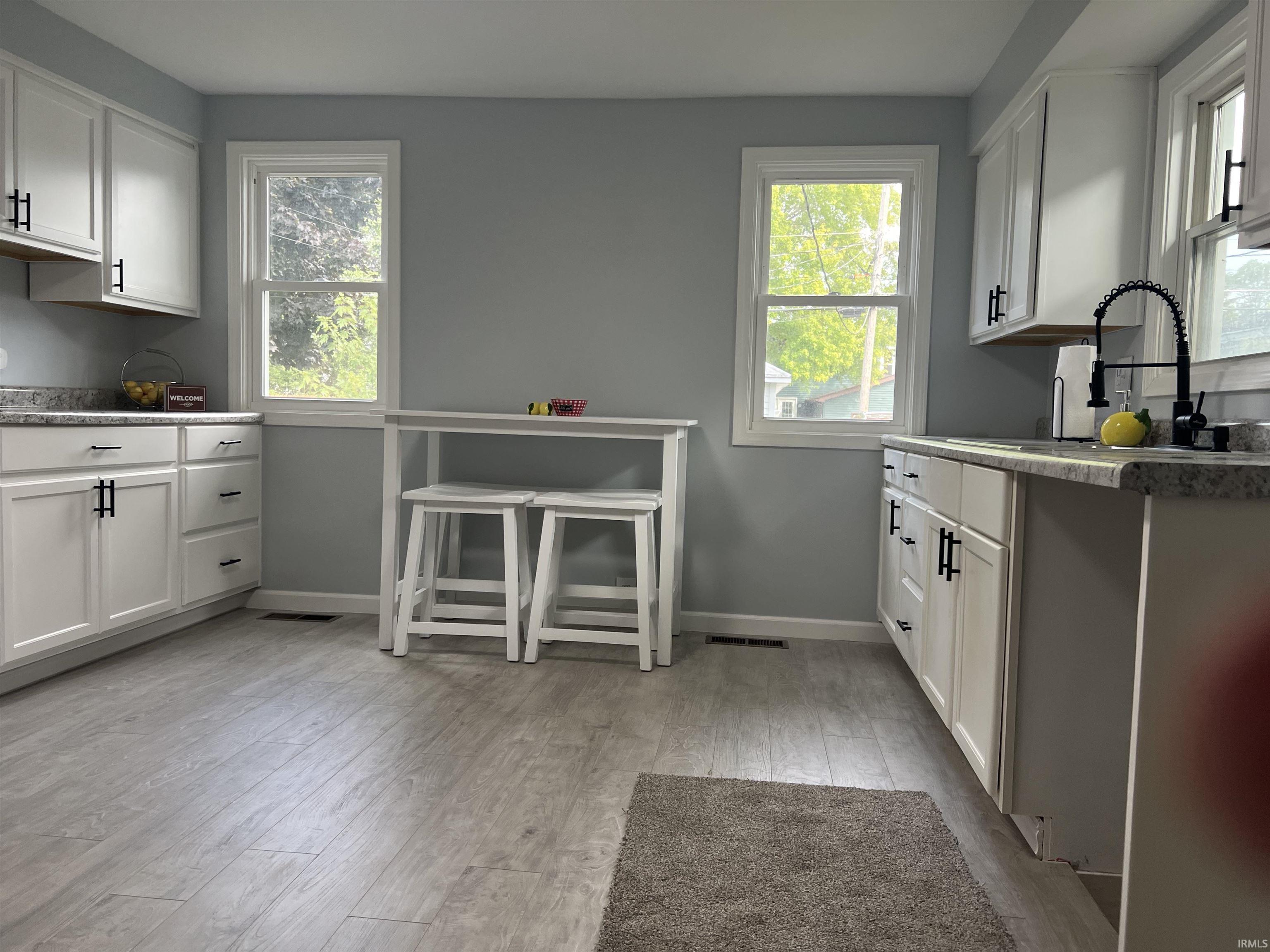 Photo 11 of 217 S Johnson Street