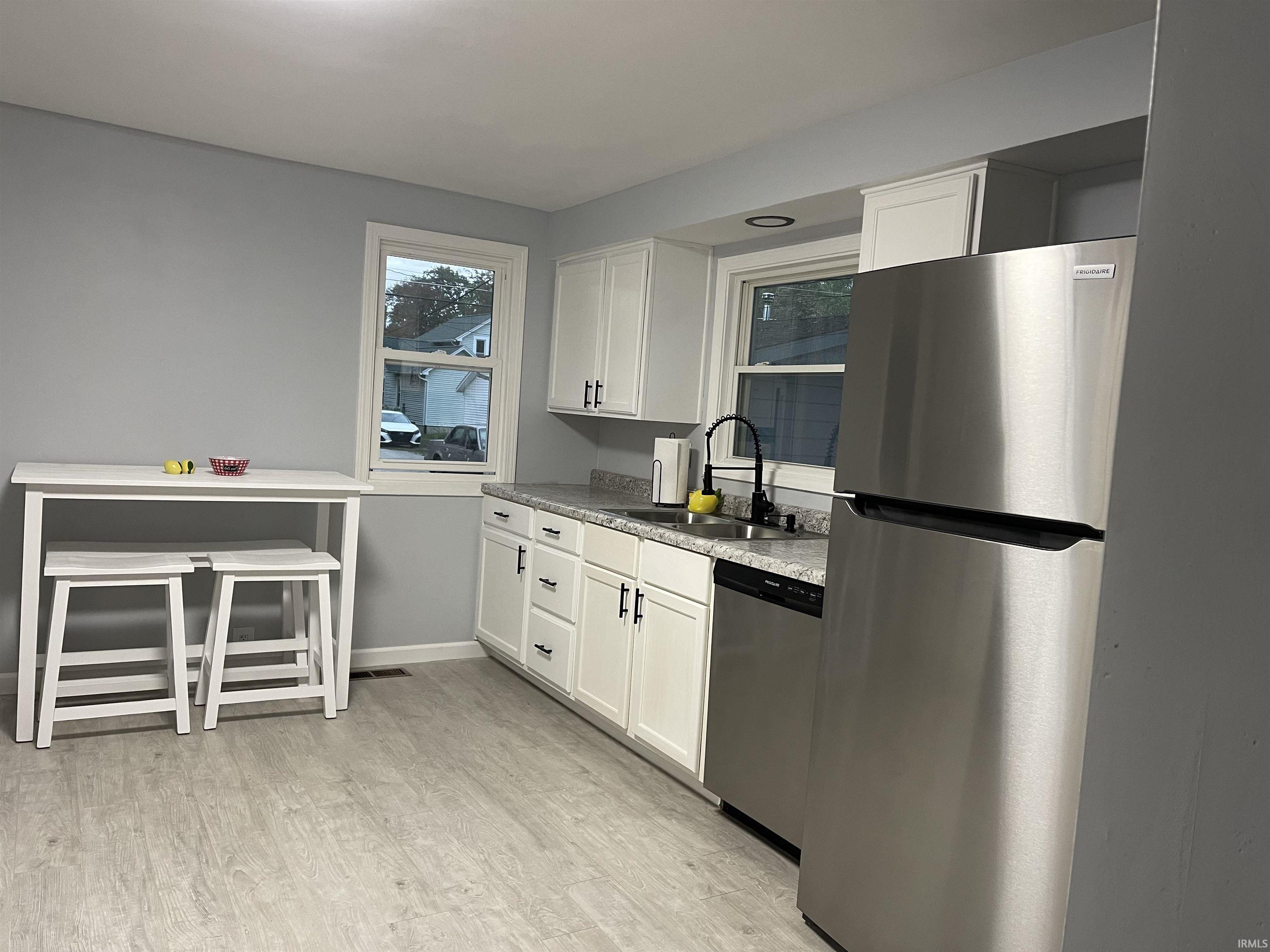 Photo 8 of 217 S Johnson Street