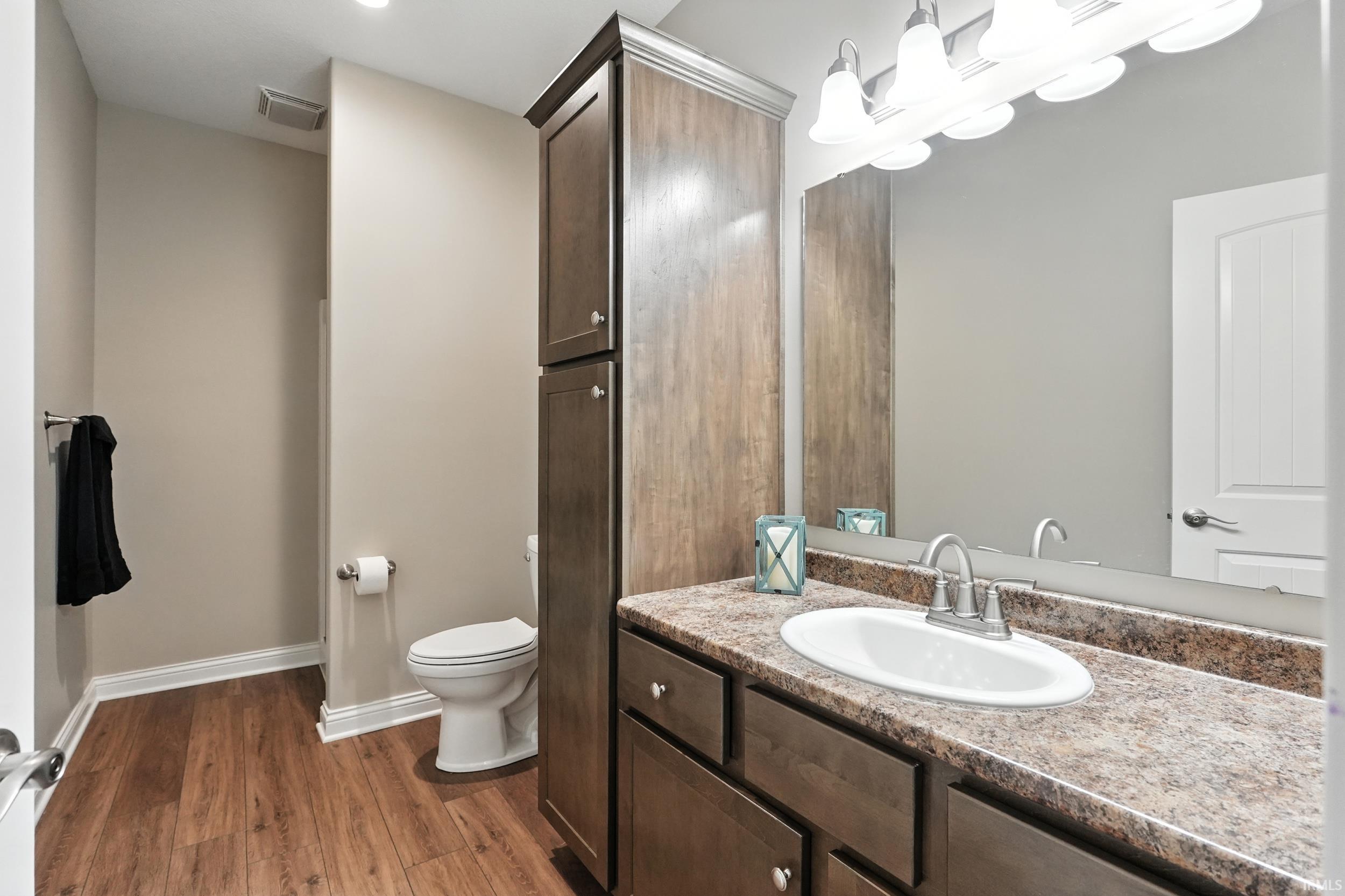 Photo 14 of 200 Lane 200 E Lake James Street