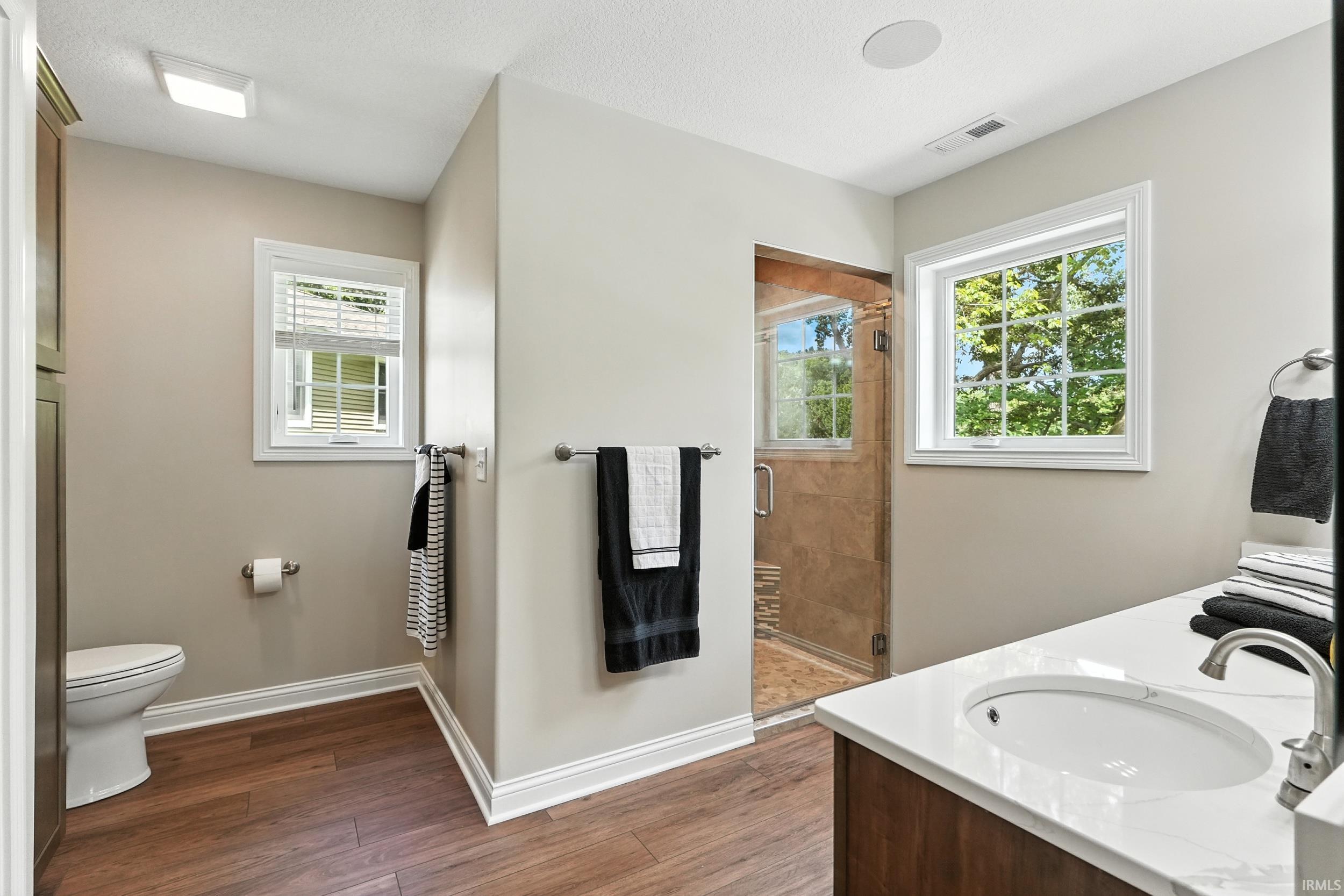 Photo 17 of 200 Lane 200 E Lake James Street