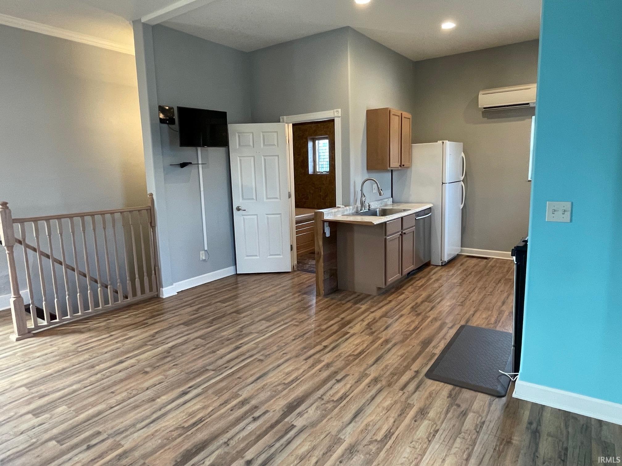 Photo 9 of 1202 W Main Street