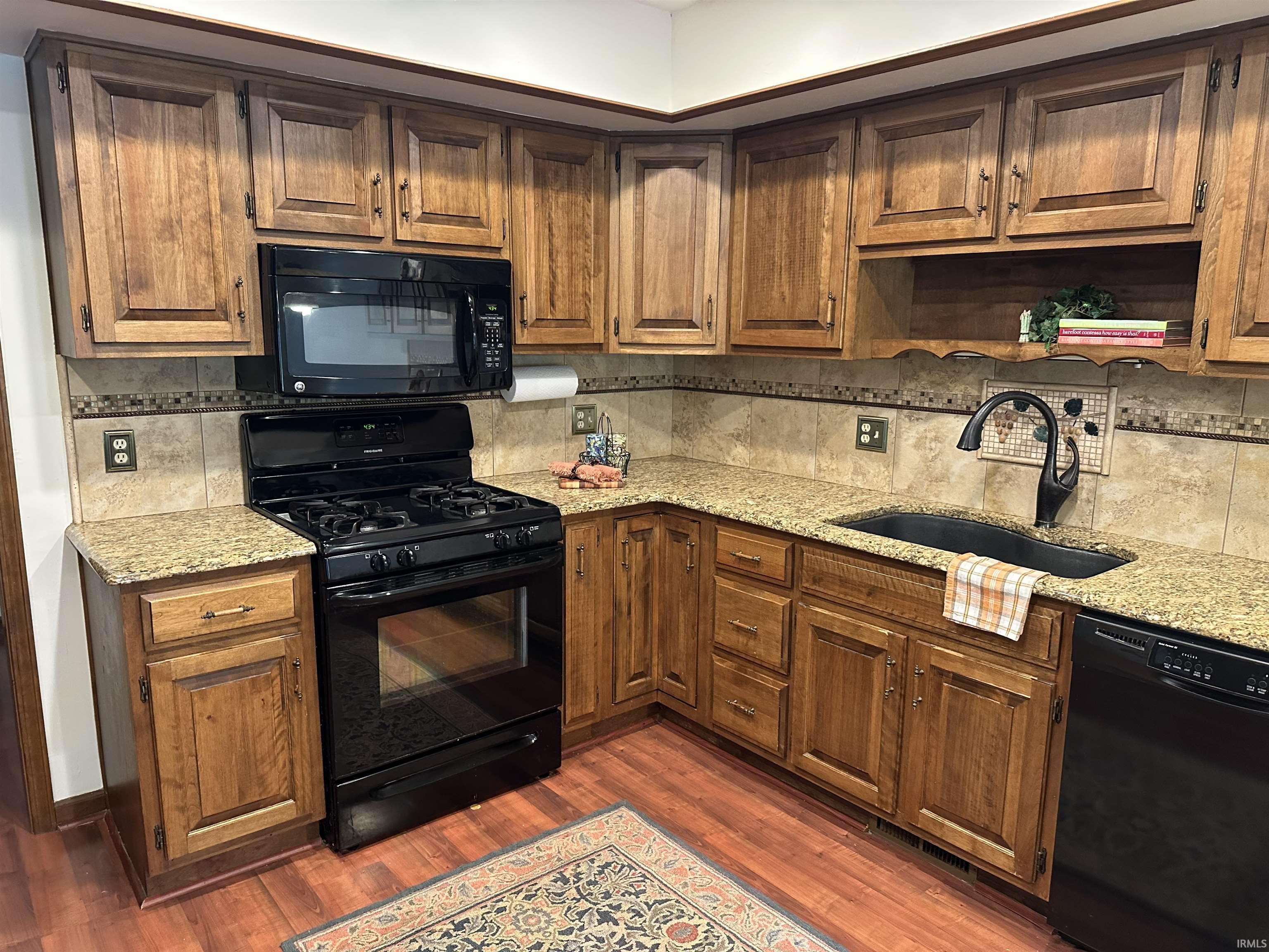 Photo 8 of 5723 Port Royal