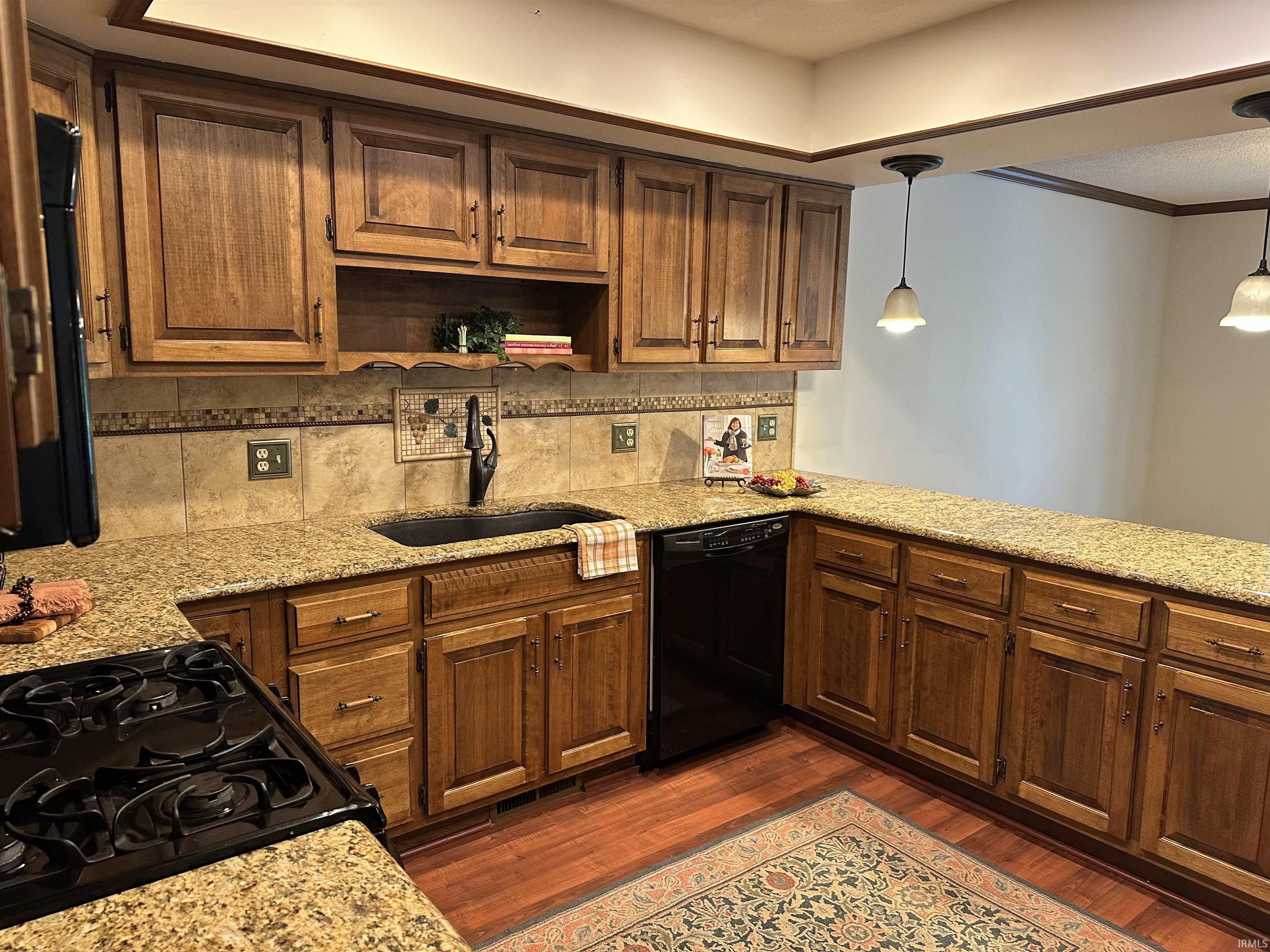 Photo 9 of 5723 Port Royal