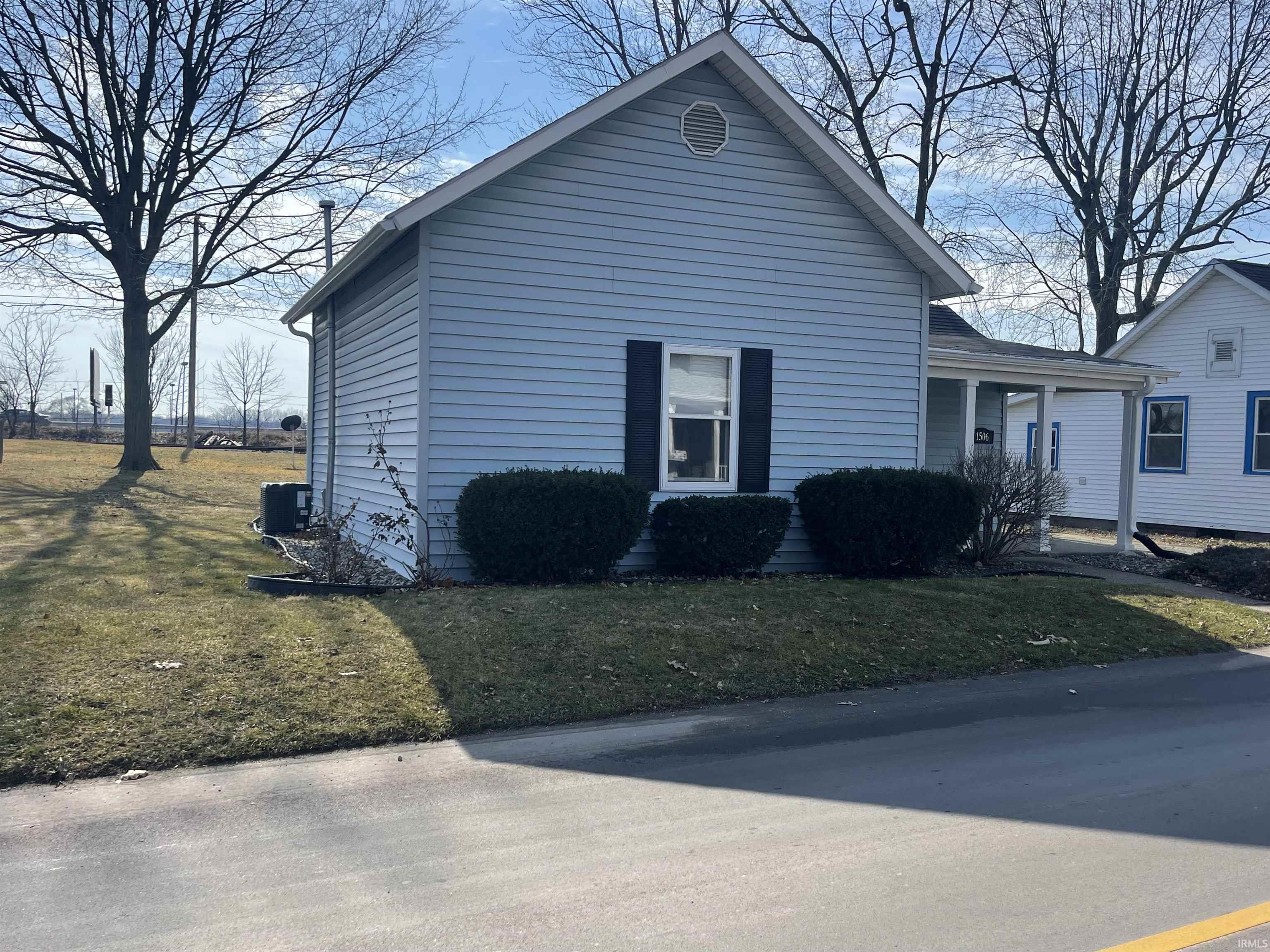 Photo 1 of 1506 E Jefferson Street