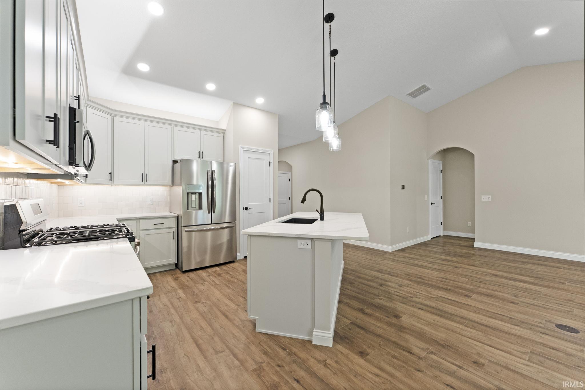 Photo 8 of 8267 Caverango Boulevard
