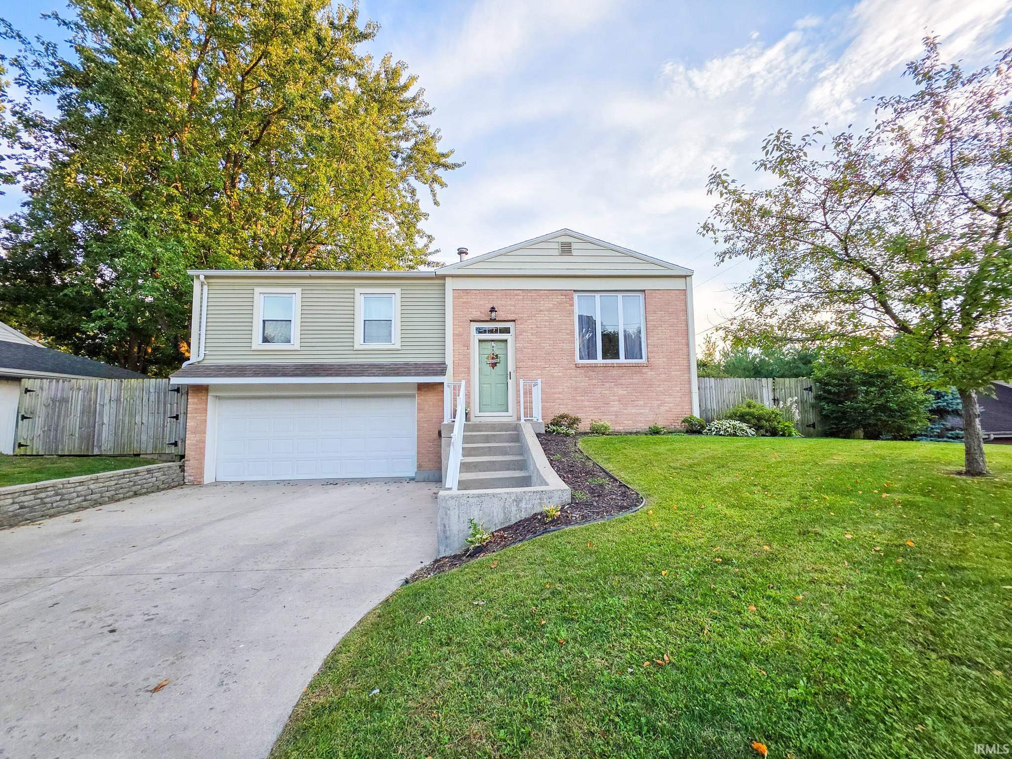 Photo 0 of 3117 E Bristol Street