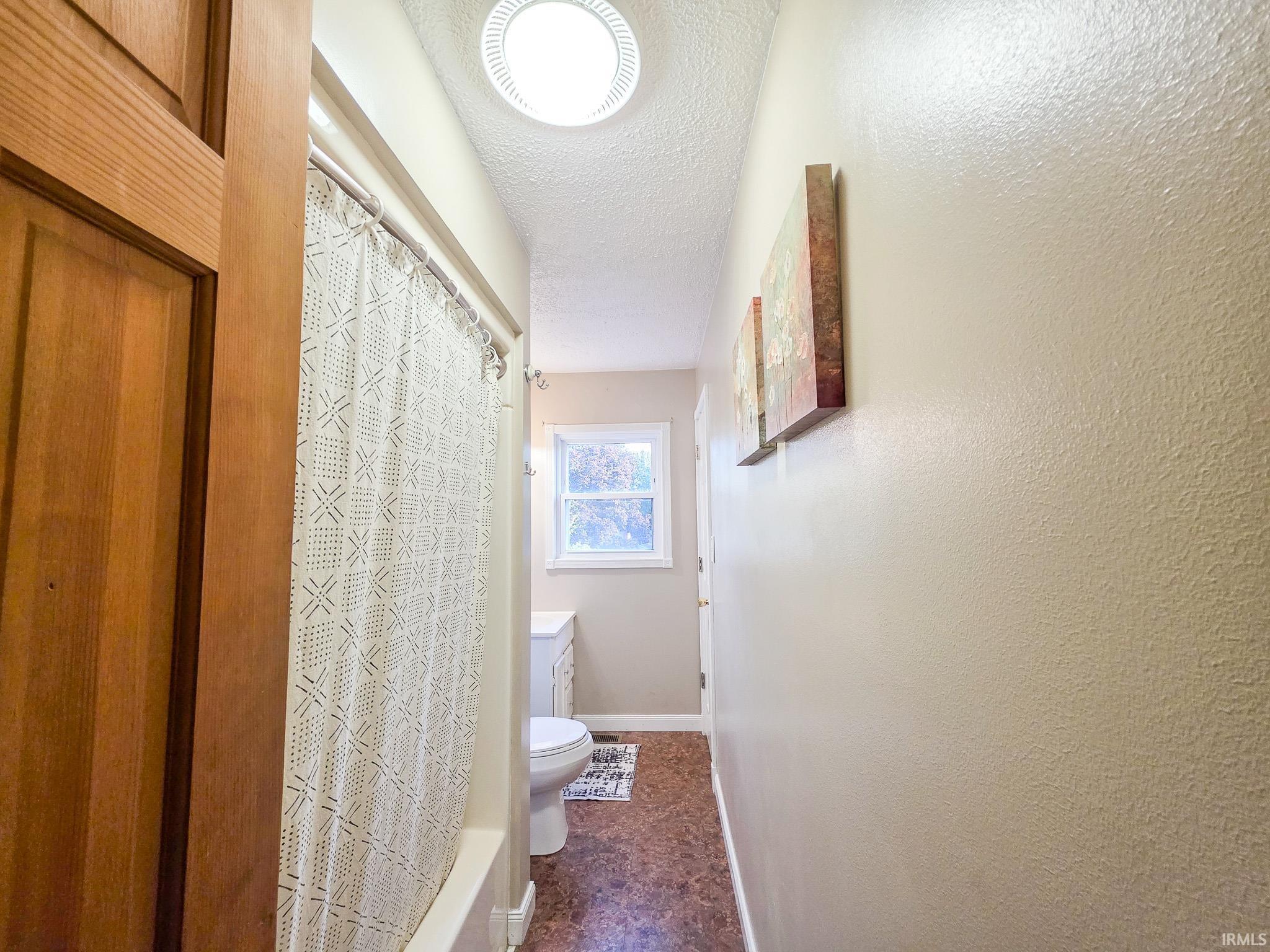 Photo 12 of 3117 E Bristol Street