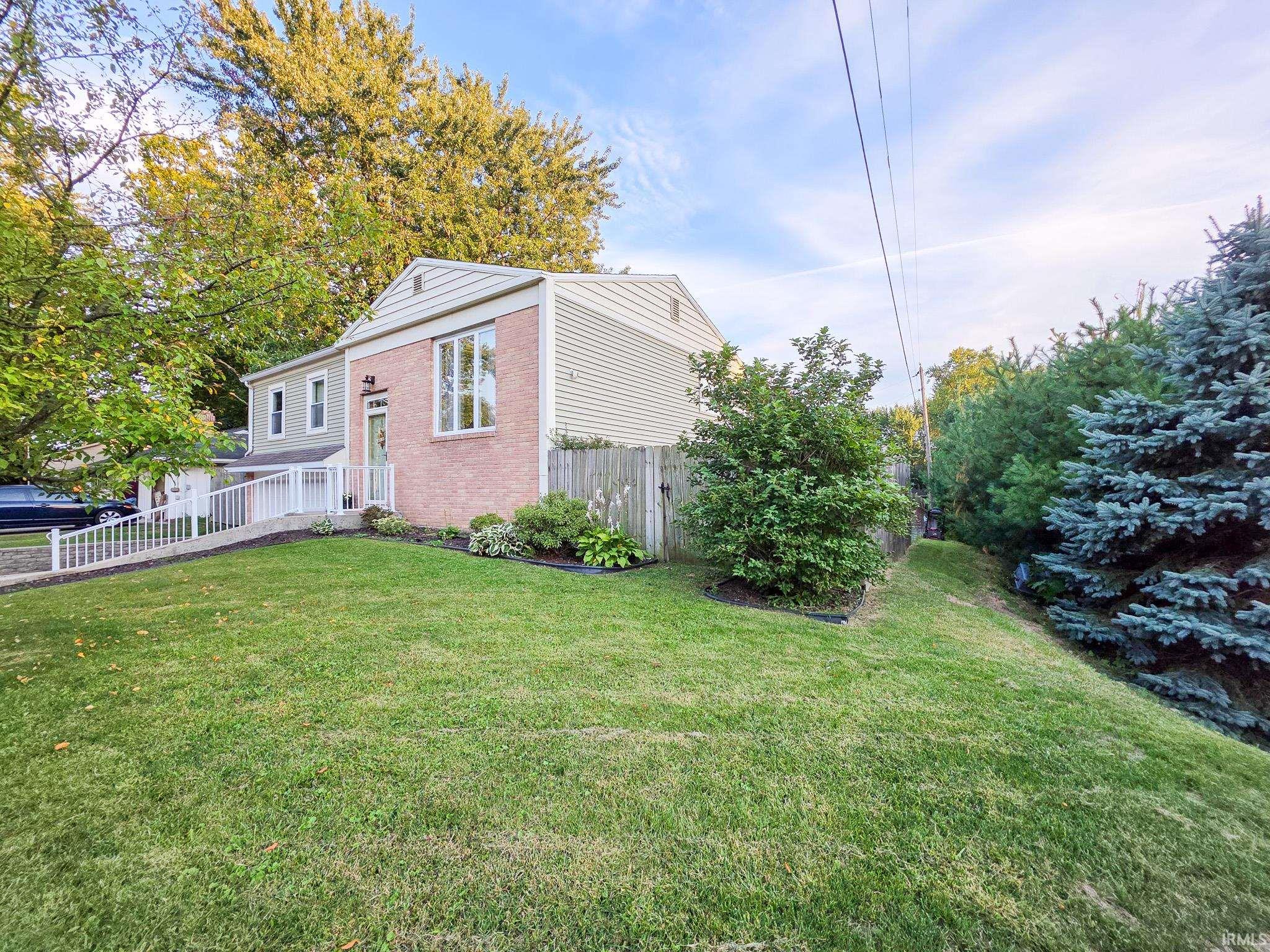 Photo 21 of 3117 E Bristol Street