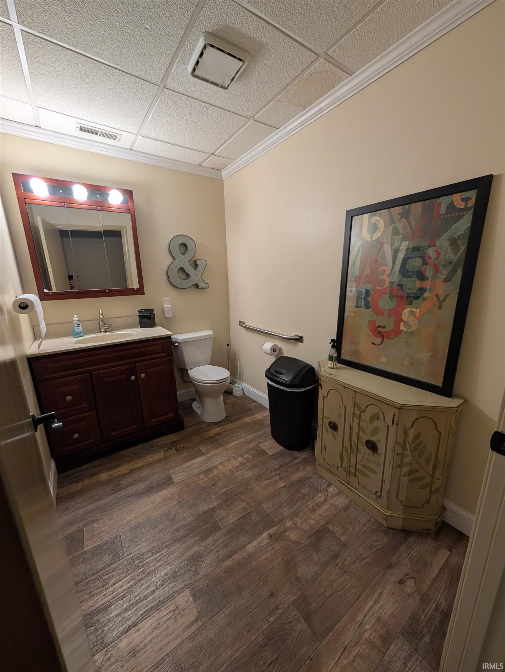 Photo 16 of 105 S Elkhart Street