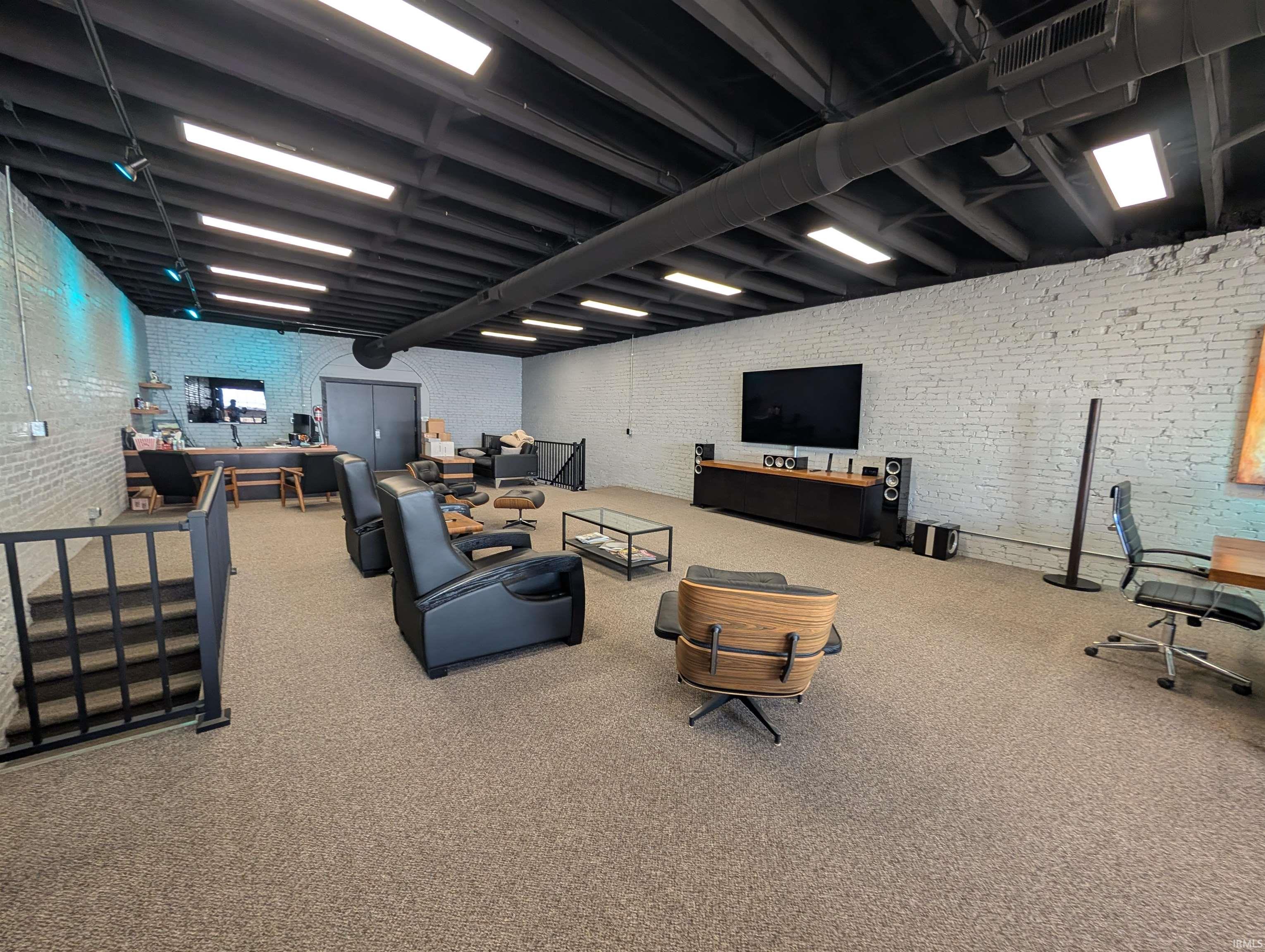 Photo 2 of 105 S Elkhart Street