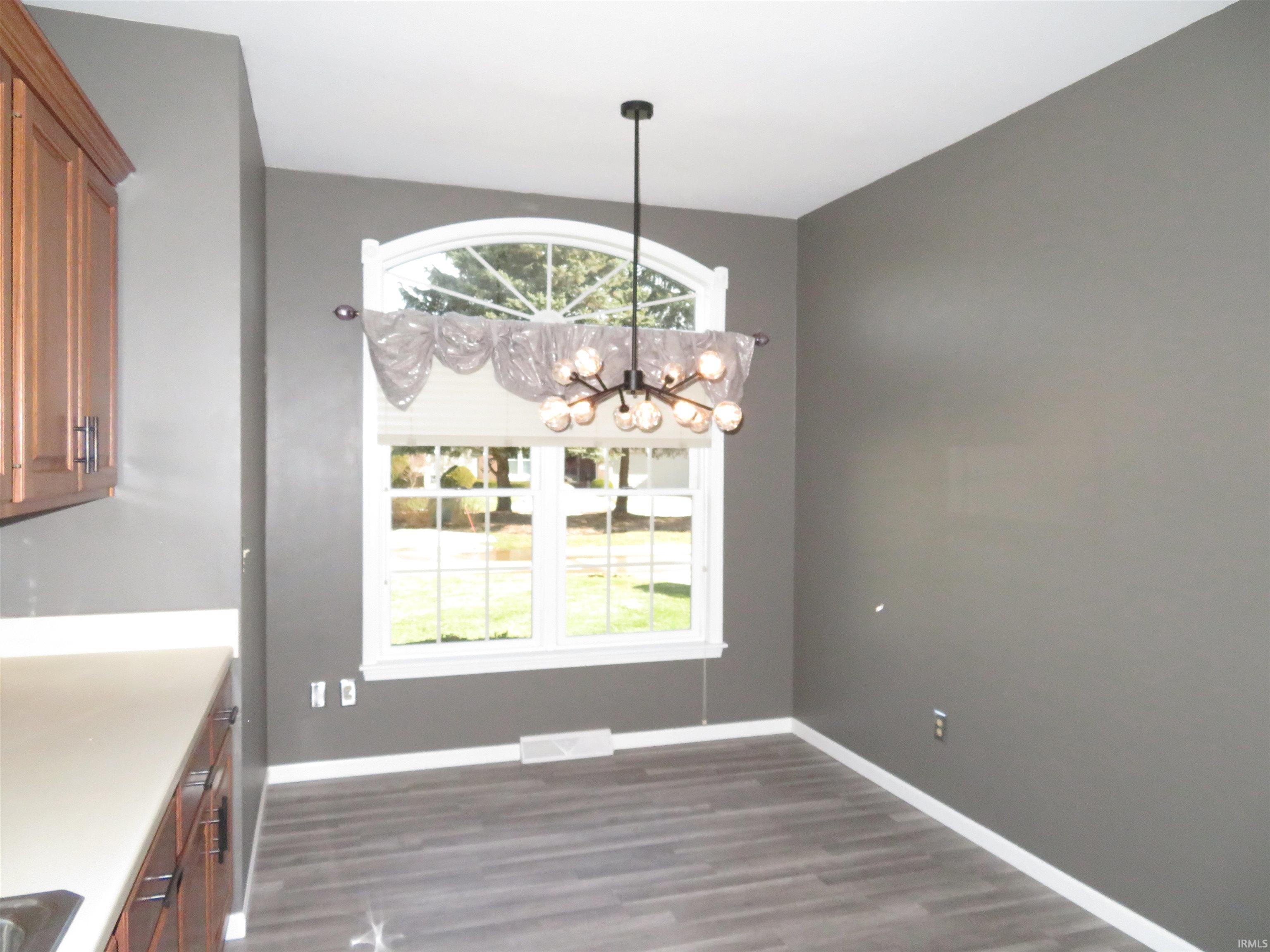 Photo 2 of 1244 Westbrooke Court