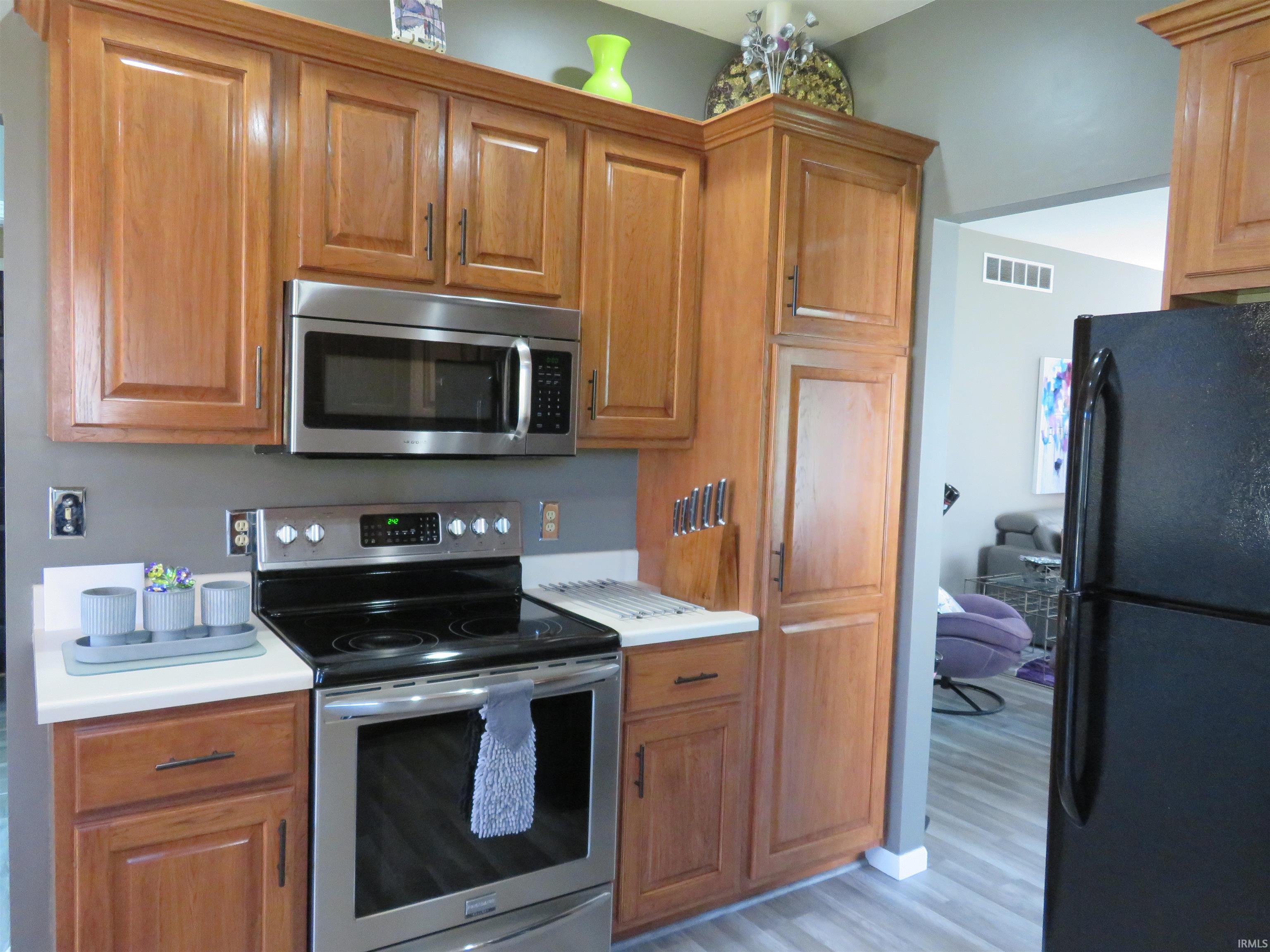 Photo 4 of 1244 Westbrooke Court