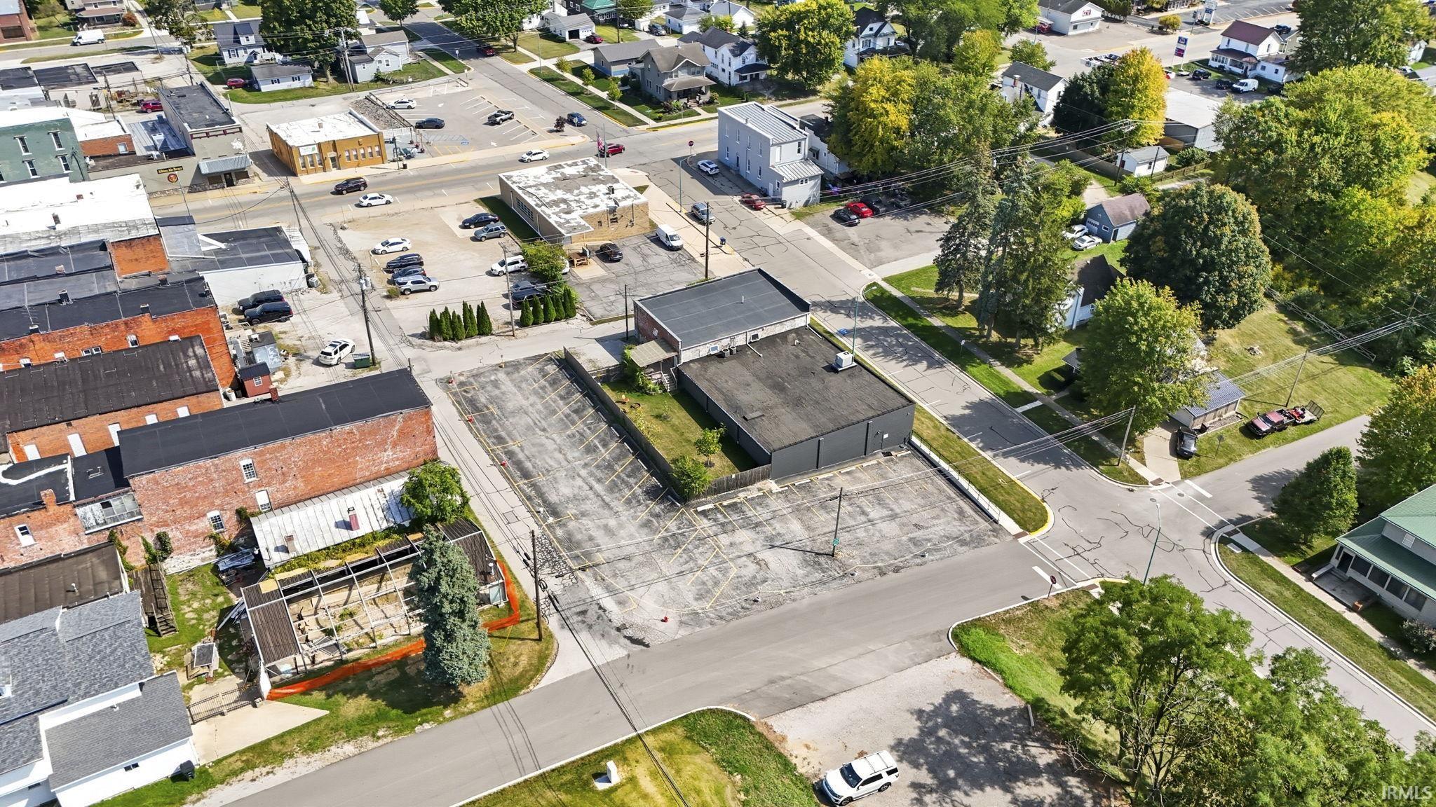 Photo 5 of 111 W Hazel Street