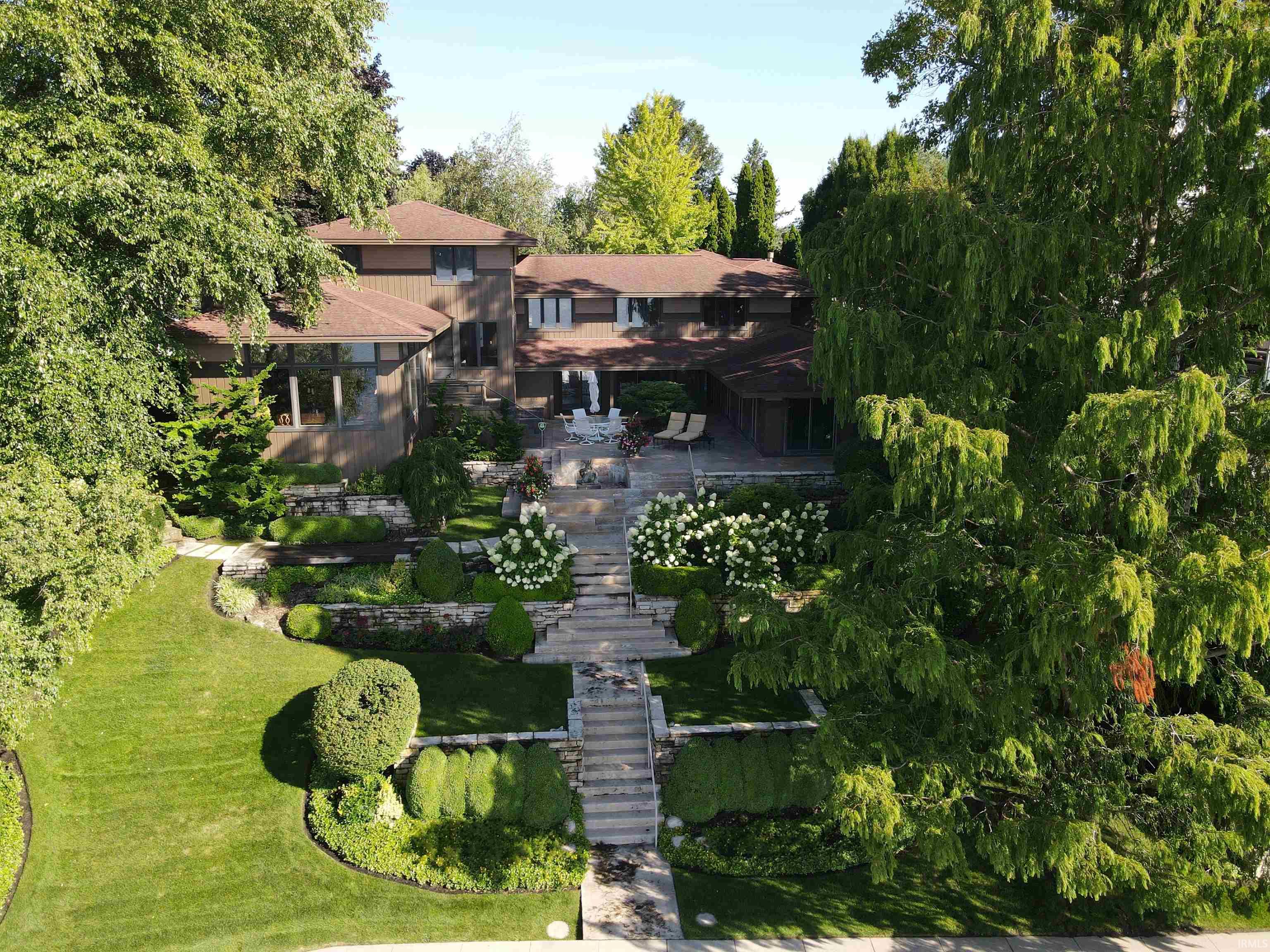 Photo 8 of 1135 E Northshore Drive