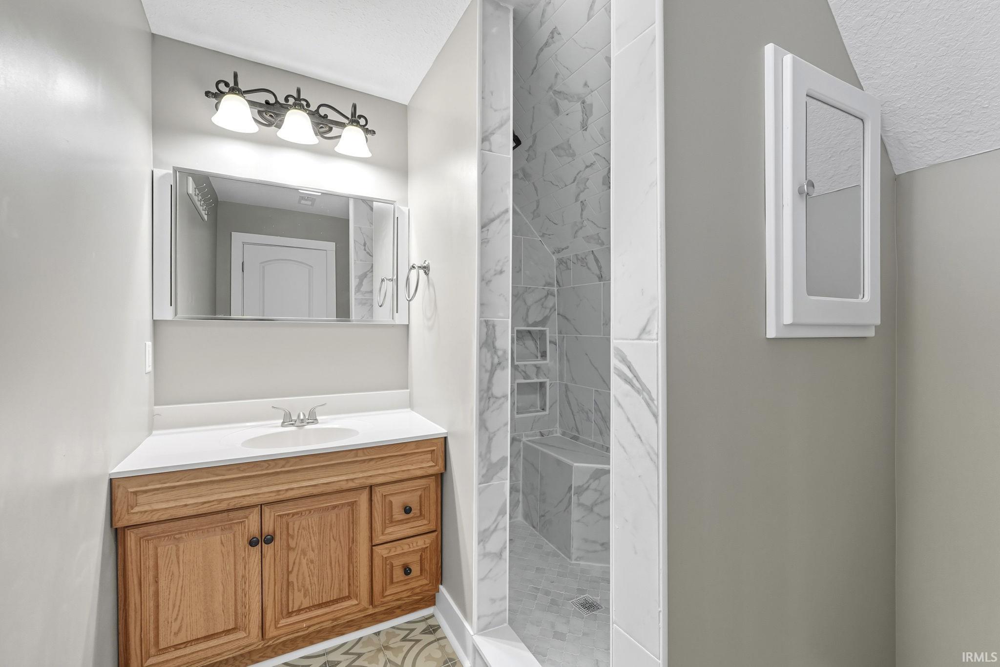 Photo 29 of 1040 Delaware Avenue