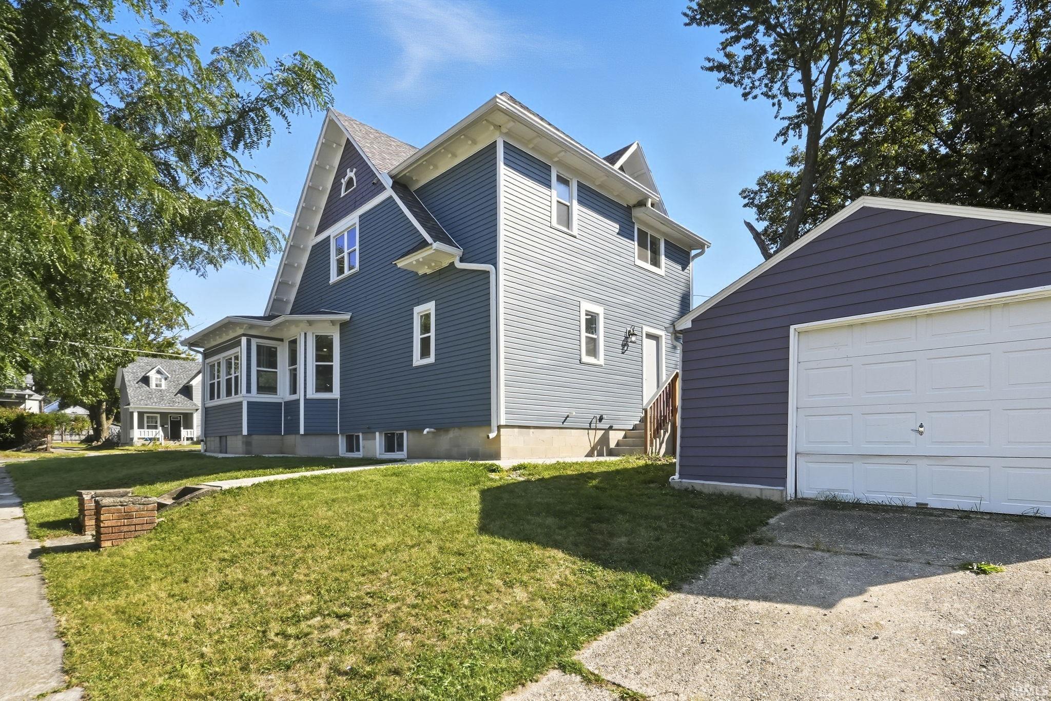 Photo 32 of 1040 Delaware Avenue