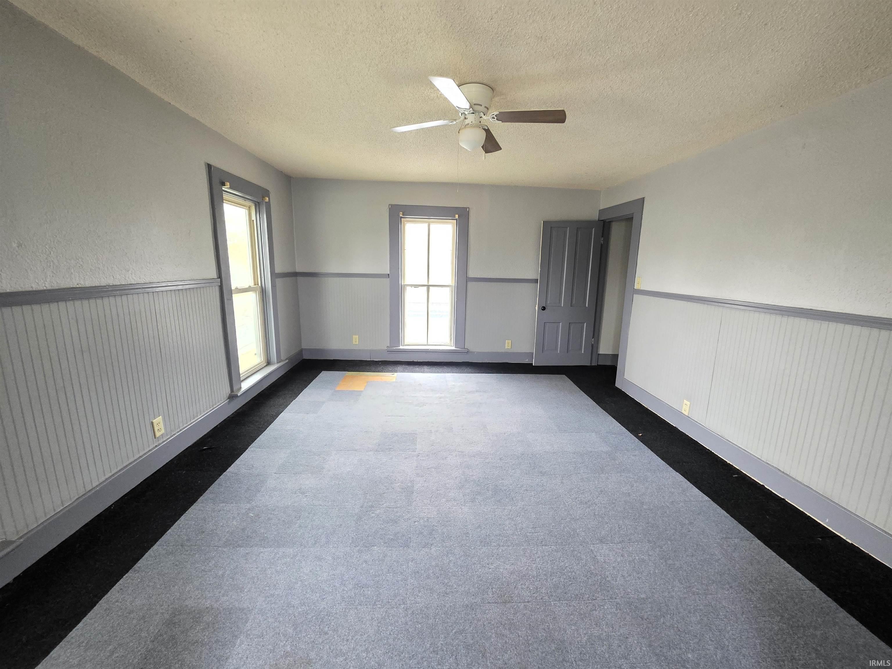 Photo 4 of 901 S Van Buren Street