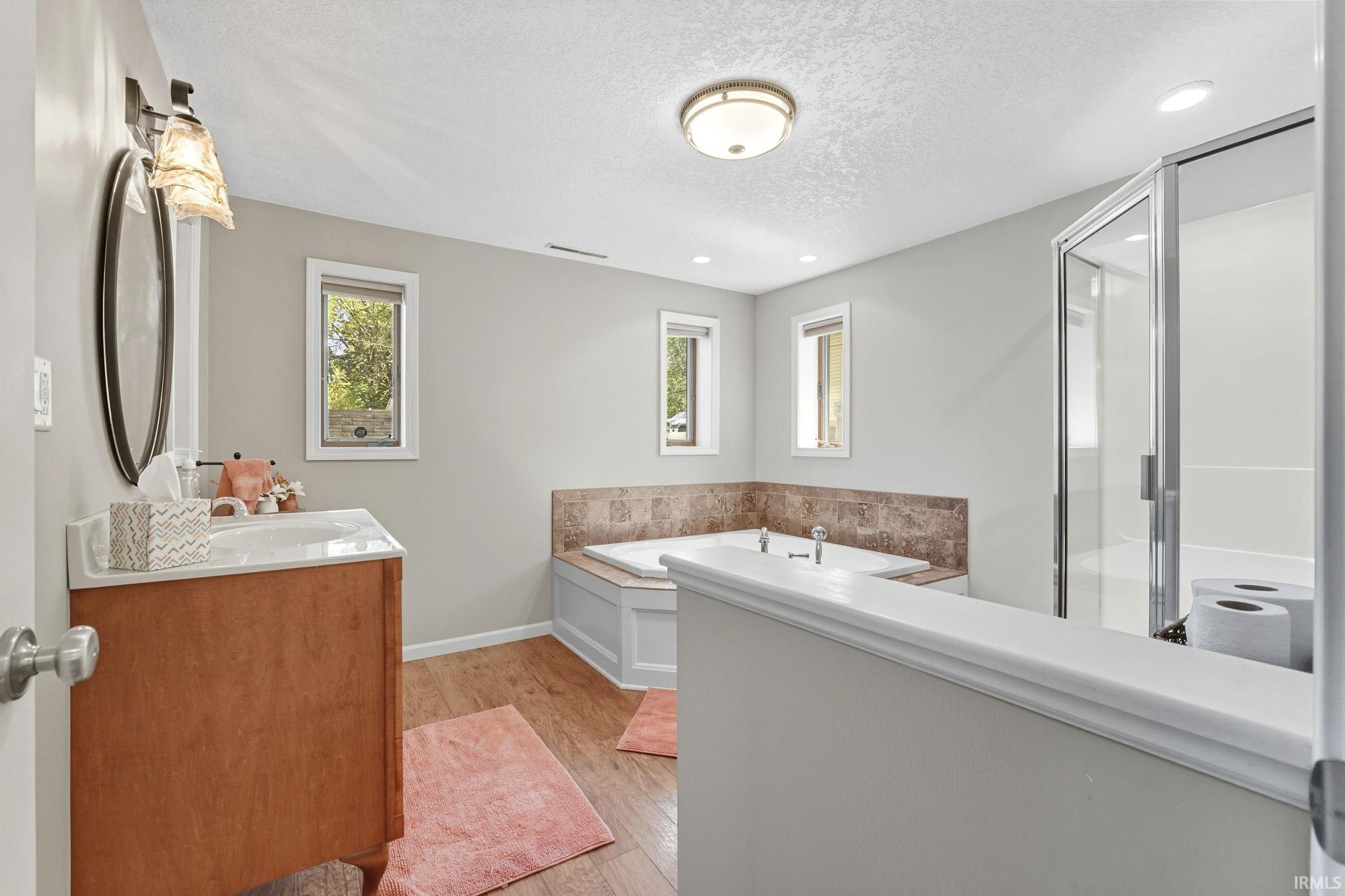 Photo 20 of 63 EMS W26 Lane