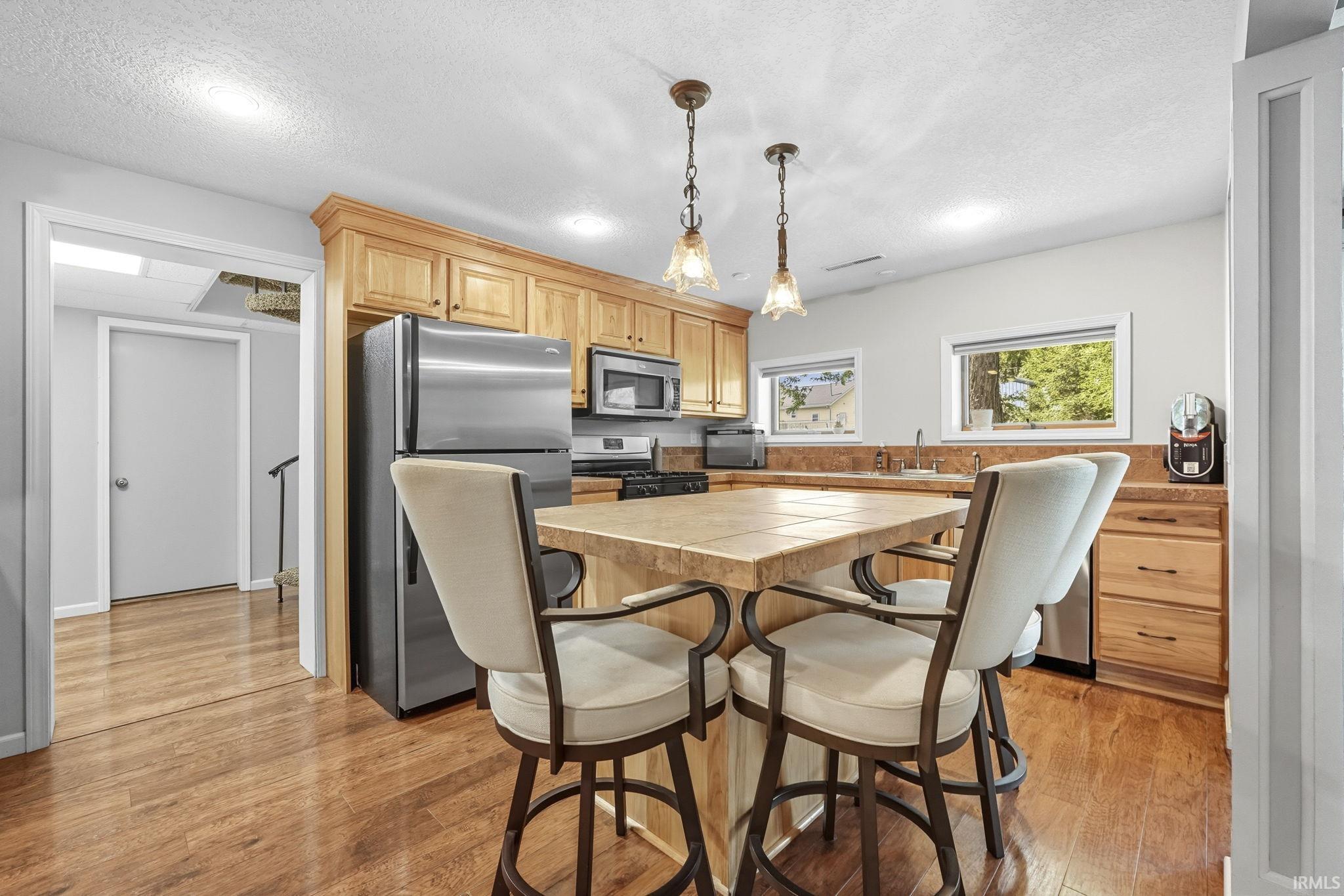 Photo 7 of 63 EMS W26 Lane