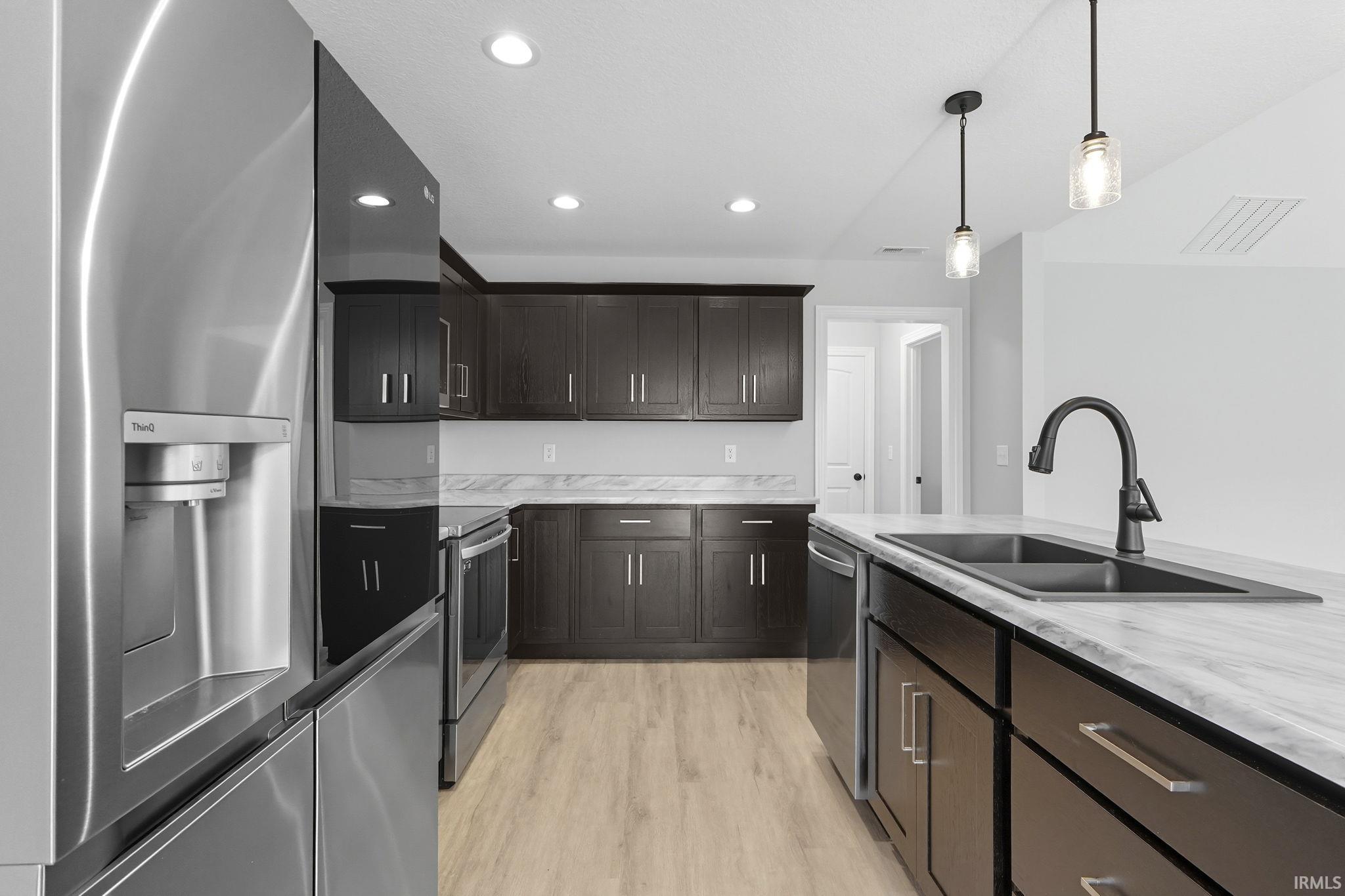 Photo 10 of 111 Sunset Drive